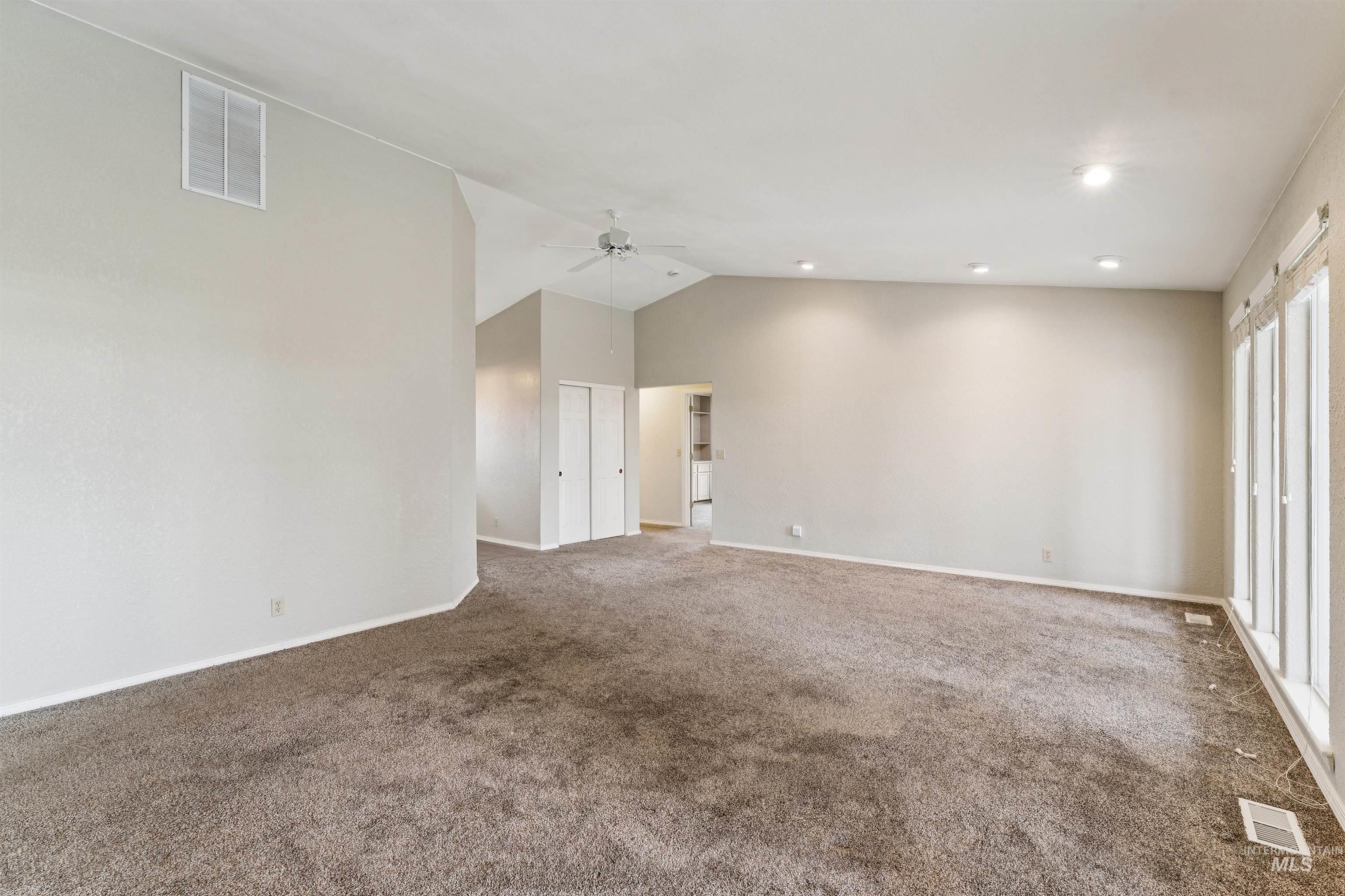 25585 Birdie Dr., Caldwell, Idaho 83607, 2 Bedrooms, 2.5 Bathrooms, Residential For Sale, Price $539,900, 98979008