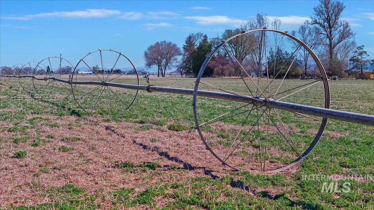 235 S 400 W, Heyburn, Idaho 83336, Farm & Ranch For Sale, Price $1,350,000,MLS 98979009
