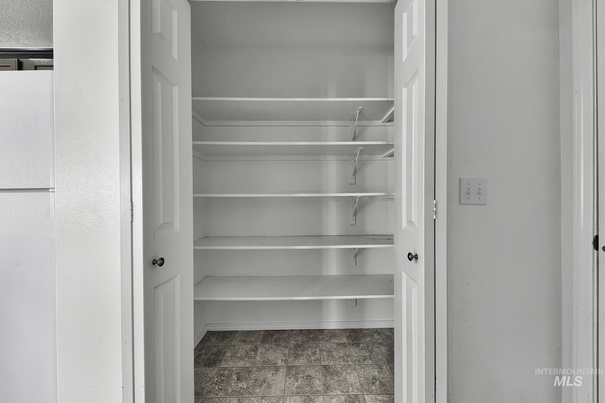 17224 N Judith Ave, Nampa, Idaho 83687, 4 Bedrooms, 2.5 Bathrooms, Residential For Sale, Price $439,000, 98979010