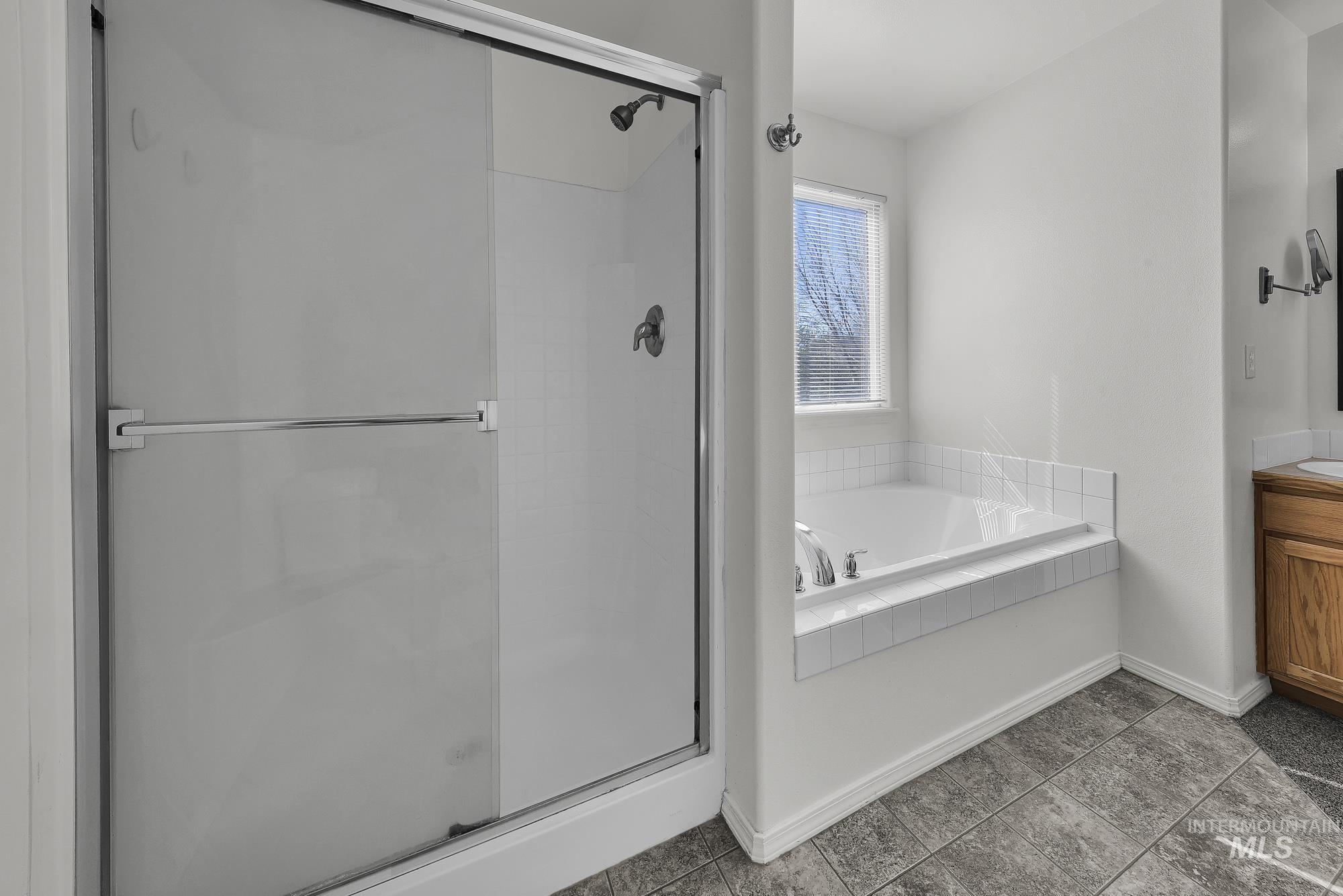 17224 N Judith Ave, Nampa, Idaho 83687, 4 Bedrooms, 2.5 Bathrooms, Residential For Sale, Price $439,000, 98979010