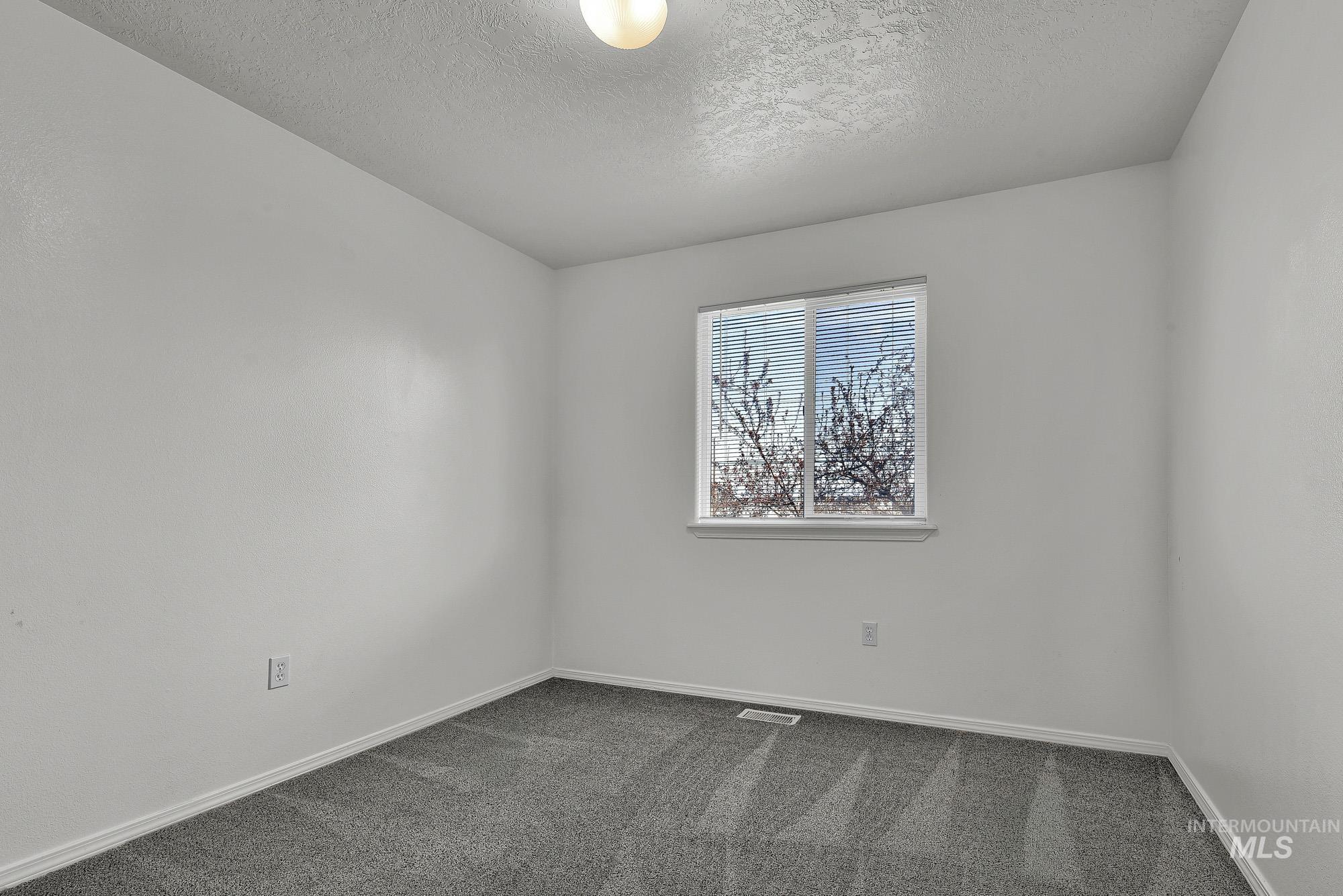 17224 N Judith Ave, Nampa, Idaho 83687, 4 Bedrooms, 2.5 Bathrooms, Residential For Sale, Price $439,000, 98979010