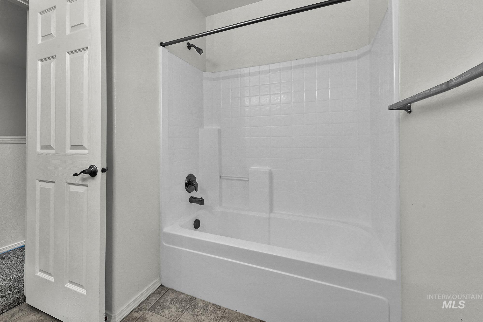 17224 N Judith Ave, Nampa, Idaho 83687, 4 Bedrooms, 2.5 Bathrooms, Residential For Sale, Price $439,000, 98979010