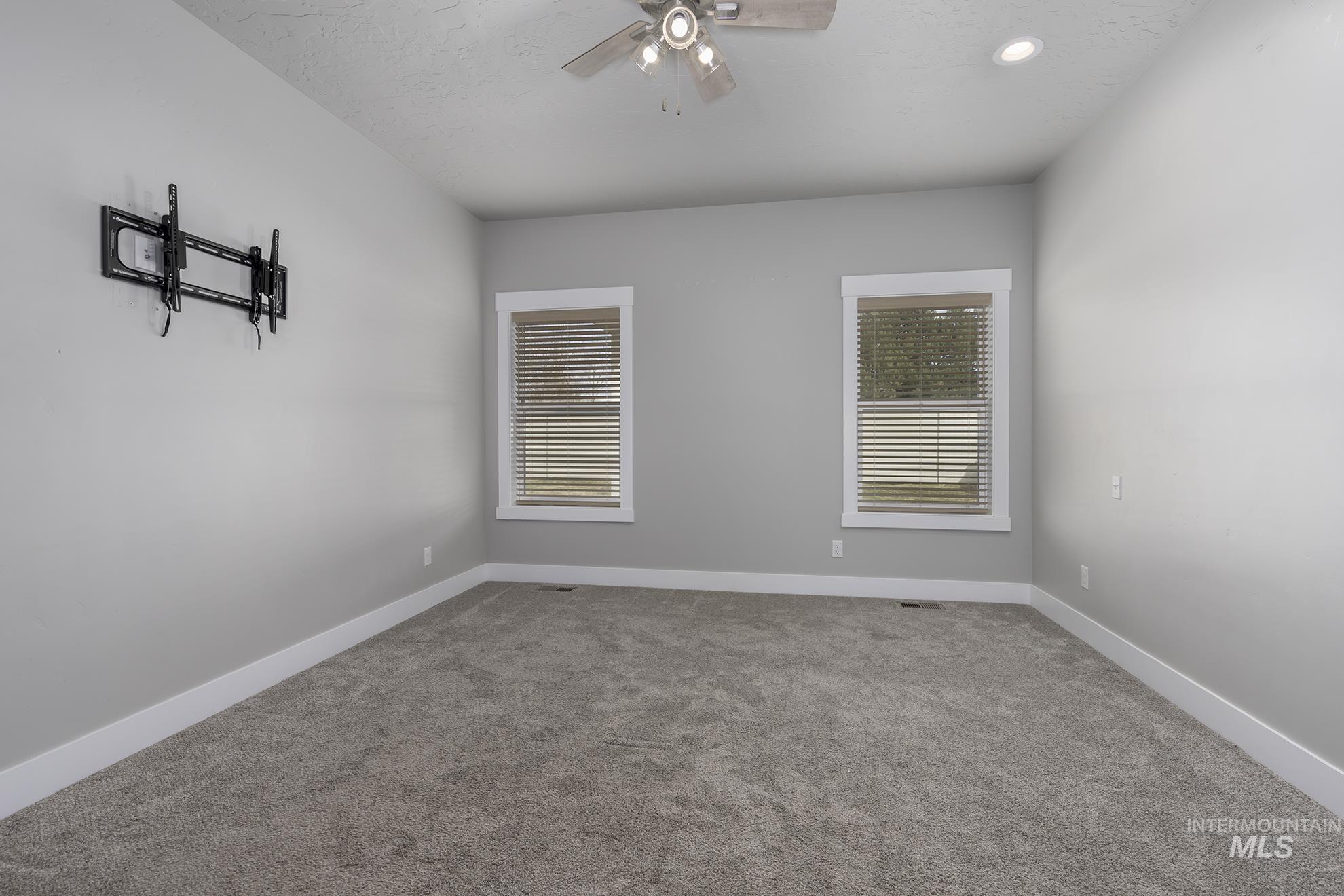 2808 Tamarack Court, Fruitland, Idaho 83619, 3 Bedrooms, 2 Bathrooms, Residential For Sale, Price $449,000, 98979011