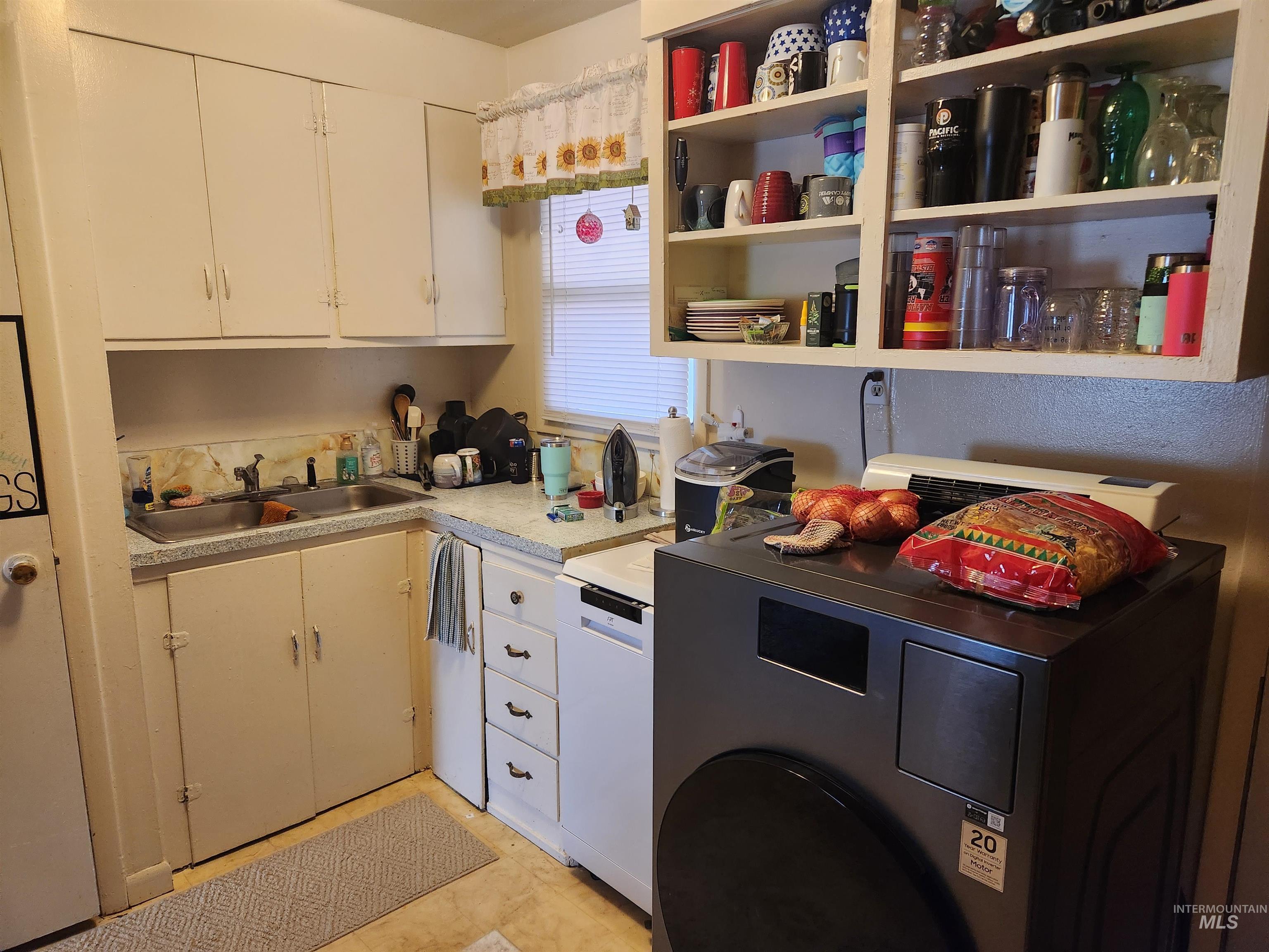 101/103 Wilson, Emmett, Idaho 83617, 2 Bedrooms, 1 Bathroom, Residential Income For Sale, Price $539,900,MLS 98979013