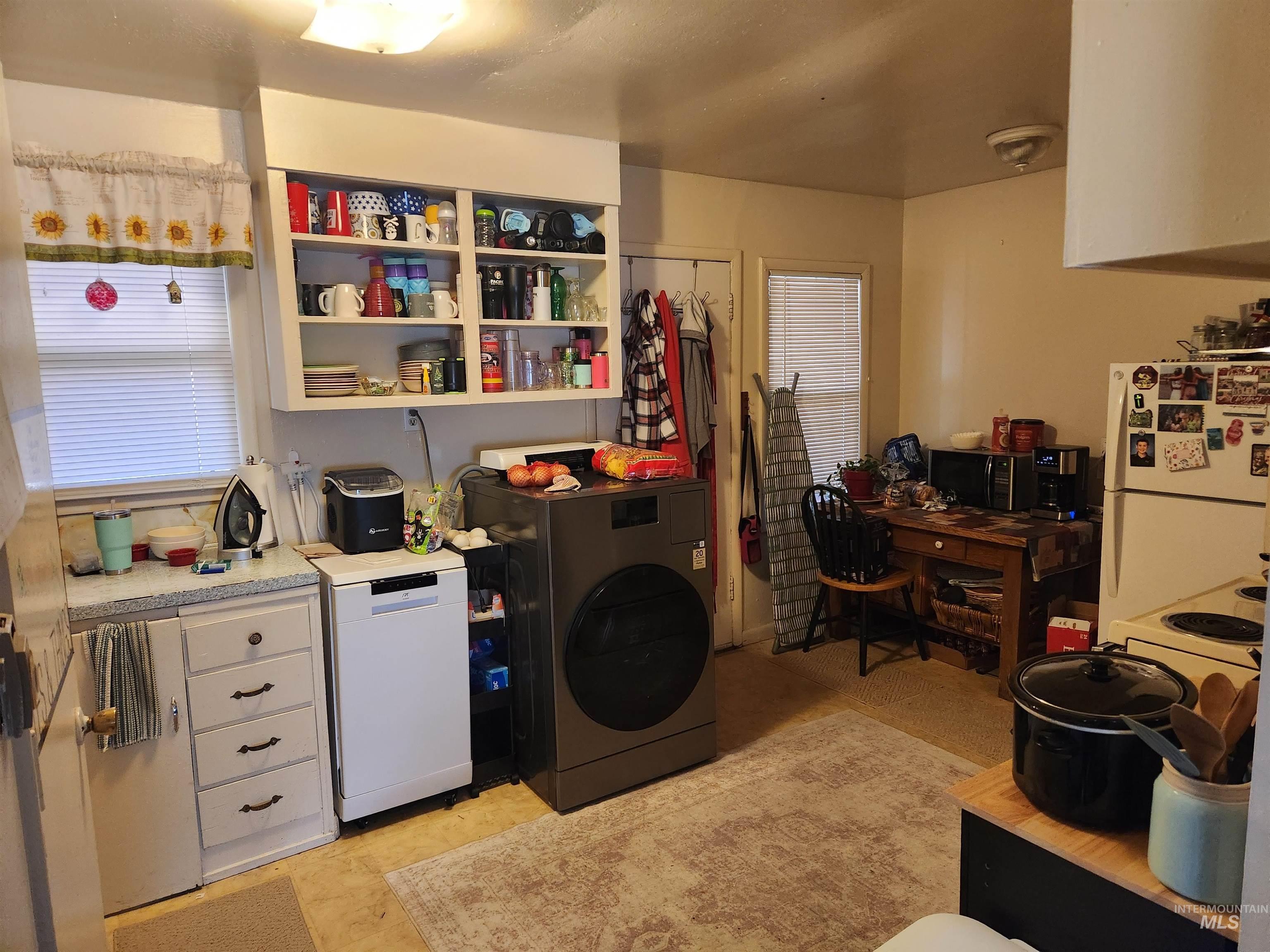 101/103 Wilson, Emmett, Idaho 83617, 2 Bedrooms, 1 Bathroom, Residential Income For Sale, Price $539,900,MLS 98979013