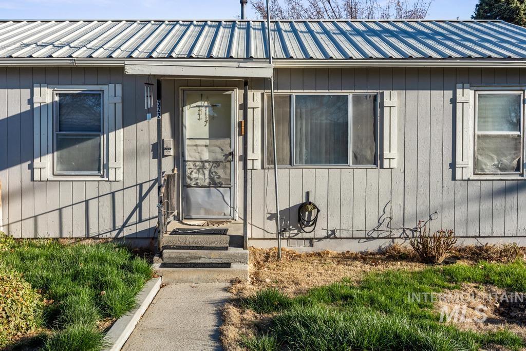 101/103 Wilson, Emmett, Idaho 83617, 2 Bedrooms, 1 Bathroom, Residential Income For Sale, Price $539,900,MLS 98979013