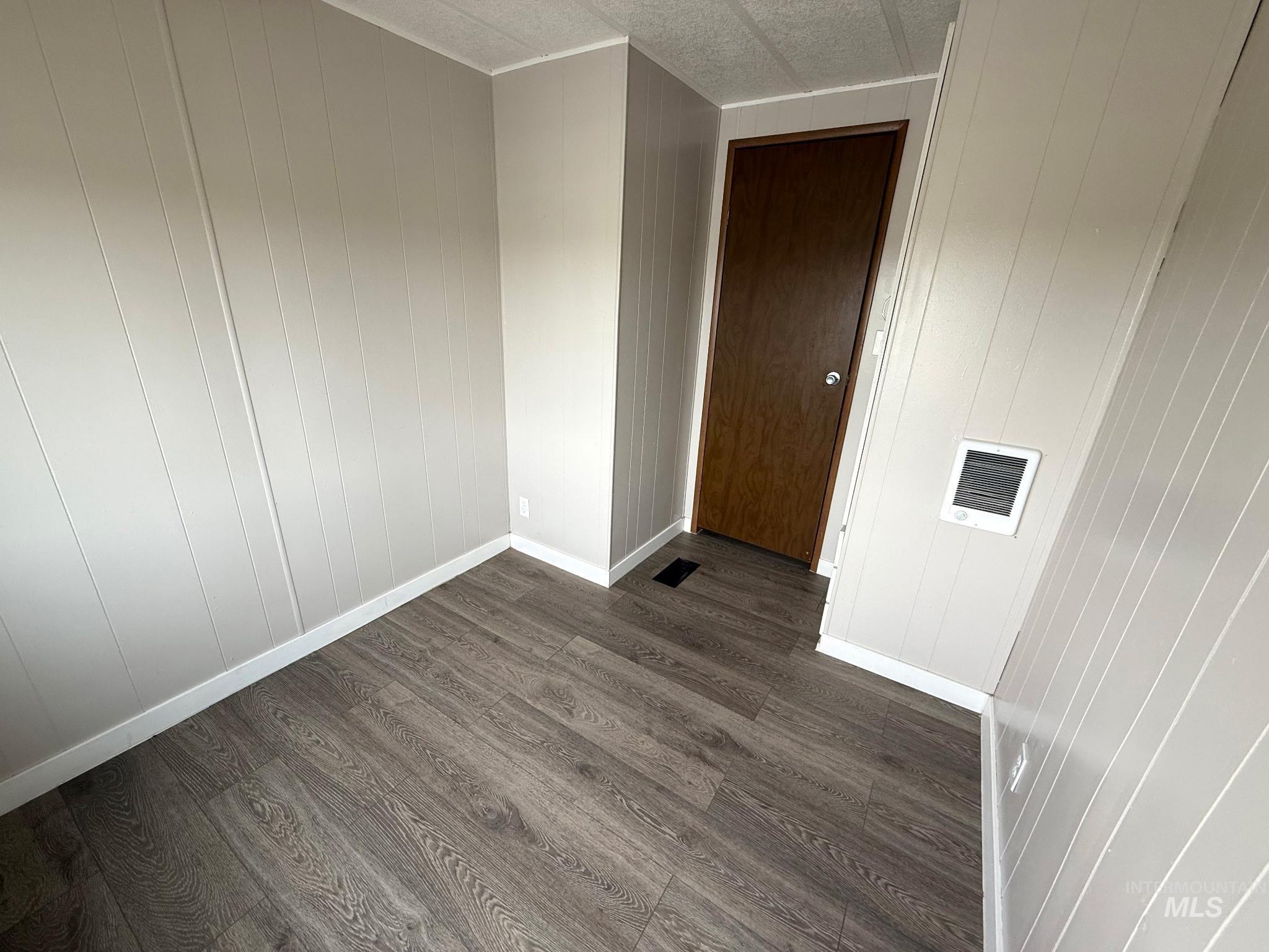 2910 S 1300 E, Hagerman, Idaho 83332-5884, 2 Bedrooms, 1 Bathroom, Residential For Sale, Price $245,000,MLS 98979017