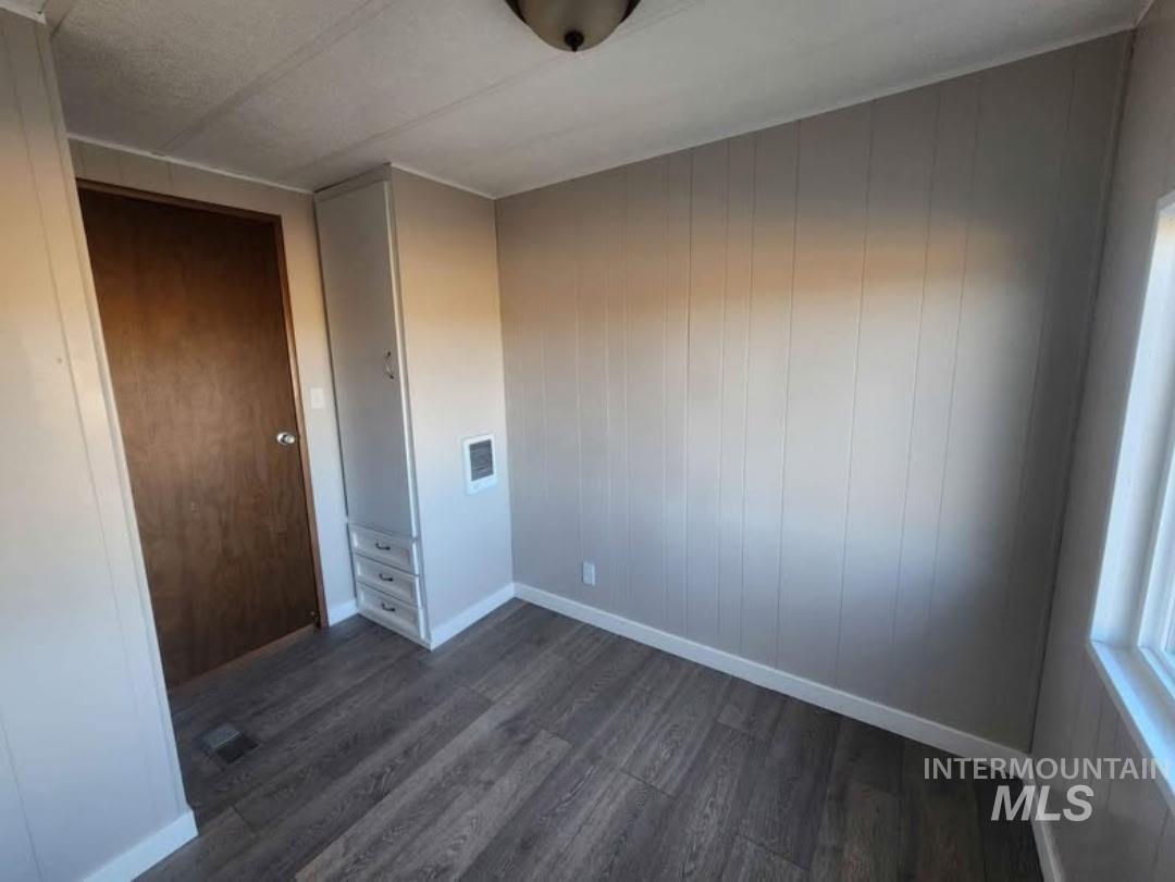 2910 S 1300 E, Hagerman, Idaho 83332-5884, 2 Bedrooms, 1 Bathroom, Residential For Sale, Price $245,000,MLS 98979017