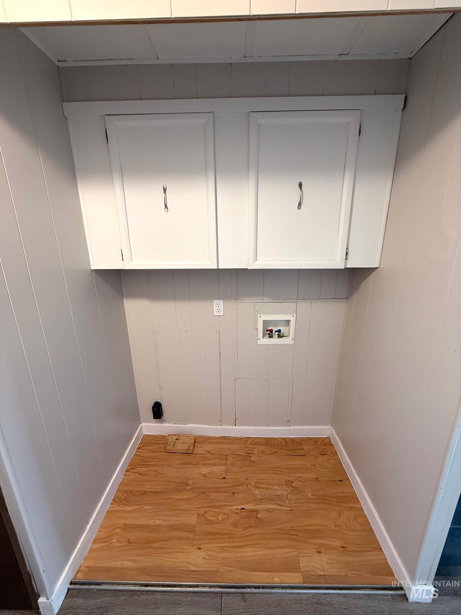 2910 S 1300 E, Hagerman, Idaho 83332-5884, 2 Bedrooms, 1 Bathroom, Residential For Sale, Price $245,000,MLS 98979017