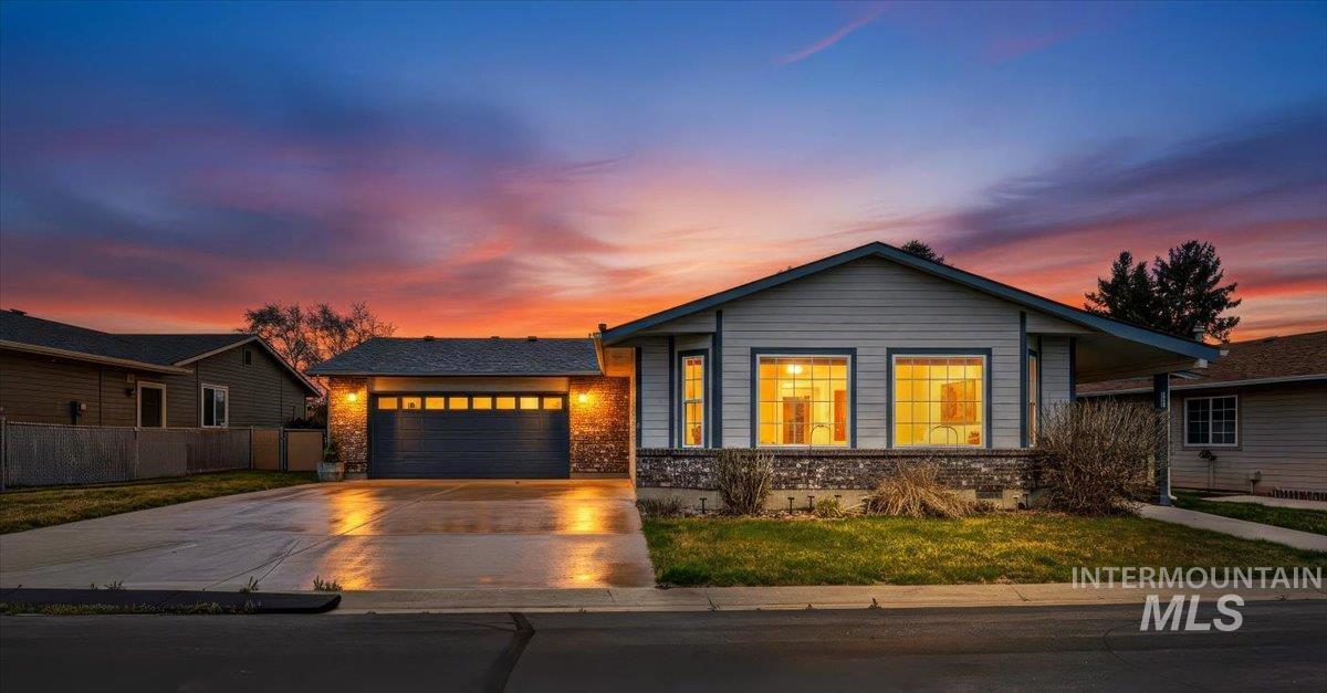 1100 Burnett Drive, Nampa, Idaho 83651, 2 Bedrooms, 2 Bathrooms, Residential For Sale, Price $265,000, 98979019