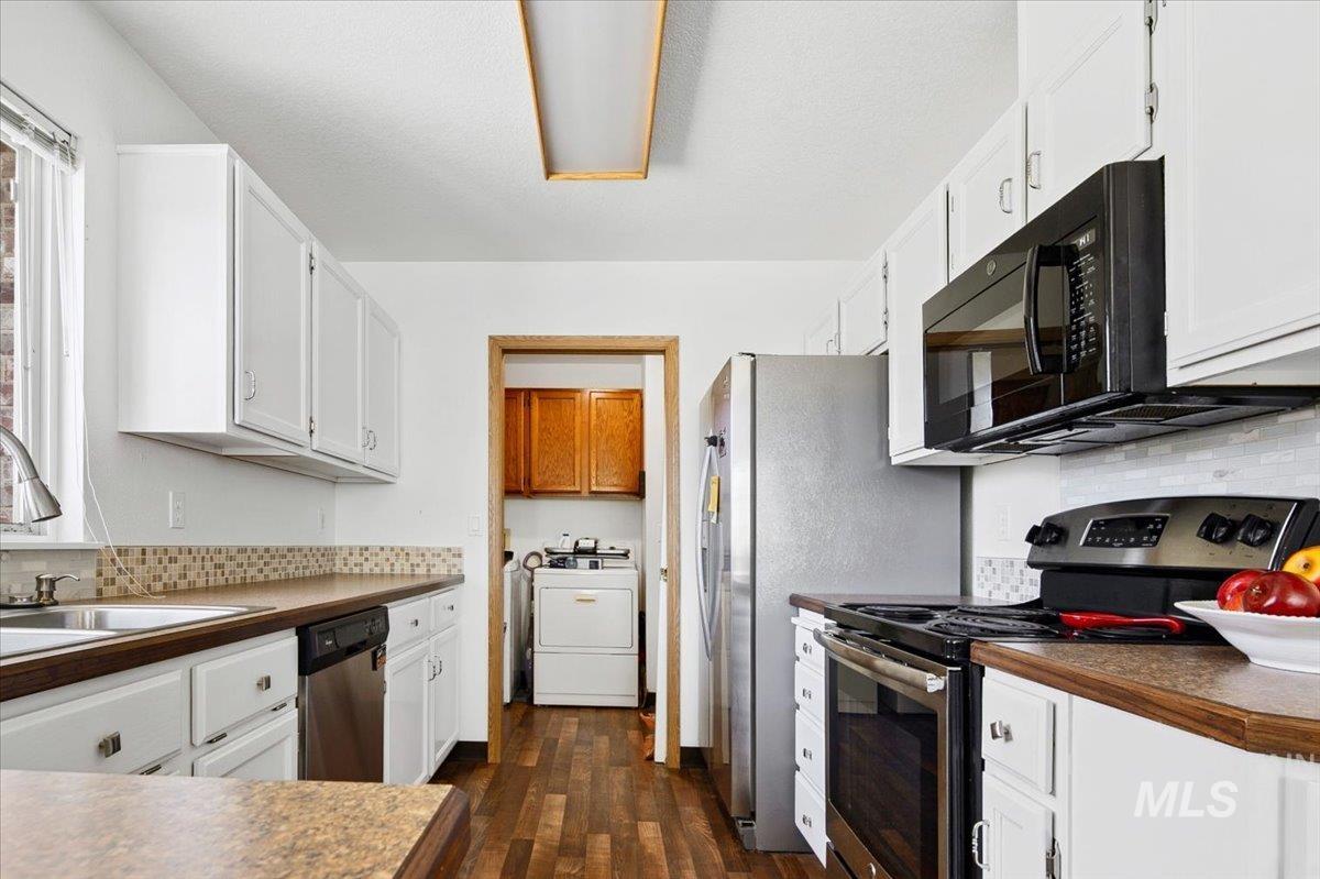 1100 Burnett Drive, Nampa, Idaho 83651, 2 Bedrooms, 2 Bathrooms, Residential For Sale, Price $270,000,MLS 98979019