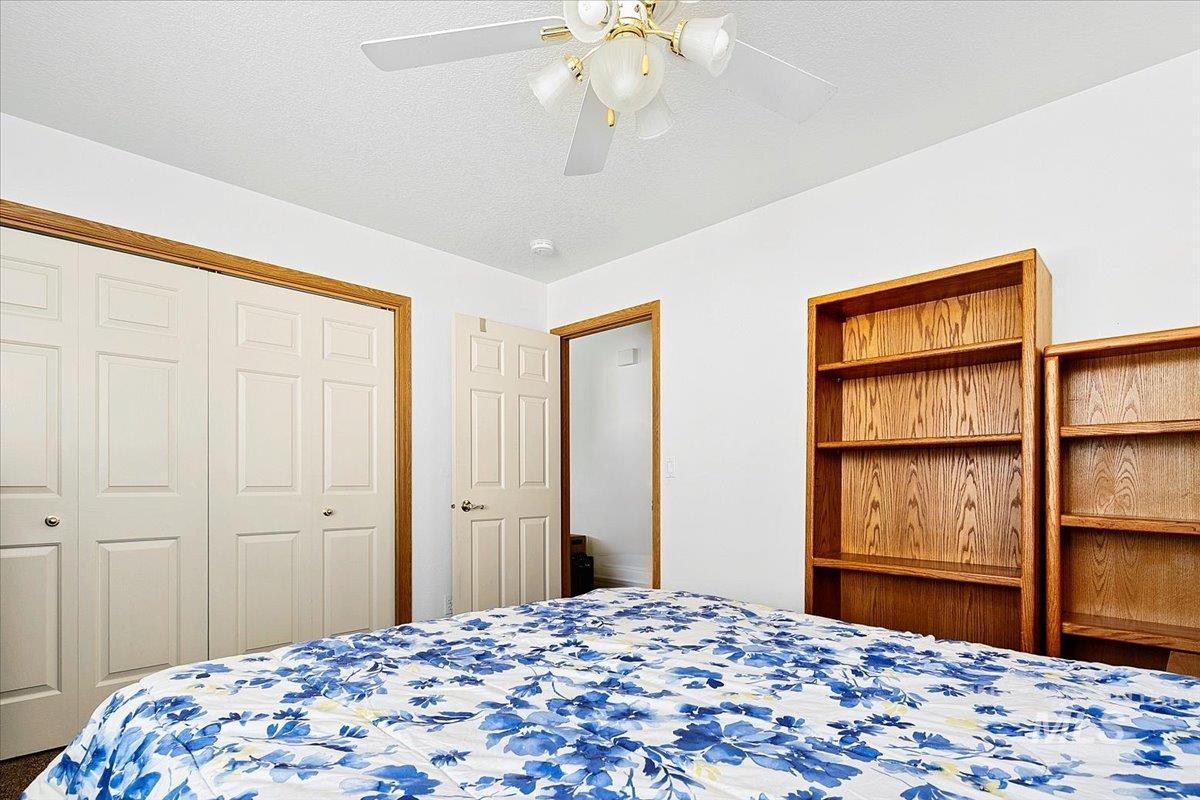 1100 Burnett Drive, Nampa, Idaho 83651, 2 Bedrooms, 2 Bathrooms, Residential For Sale, Price $270,000,MLS 98979019