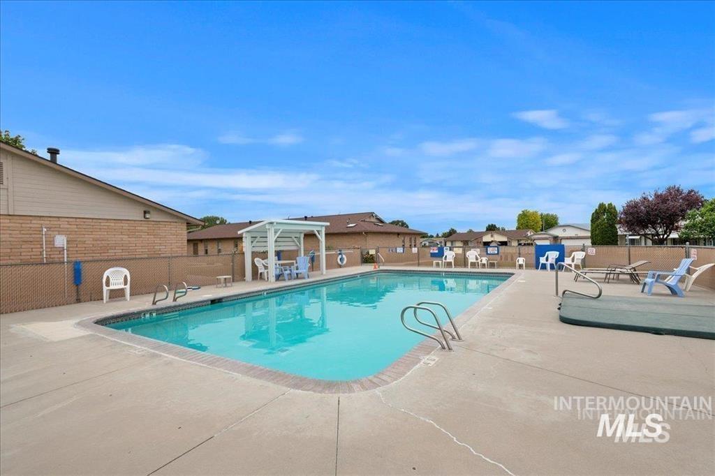 1100 Burnett Drive, Nampa, Idaho 83651, 2 Bedrooms, 2 Bathrooms, Residential For Sale, Price $270,000,MLS 98979019