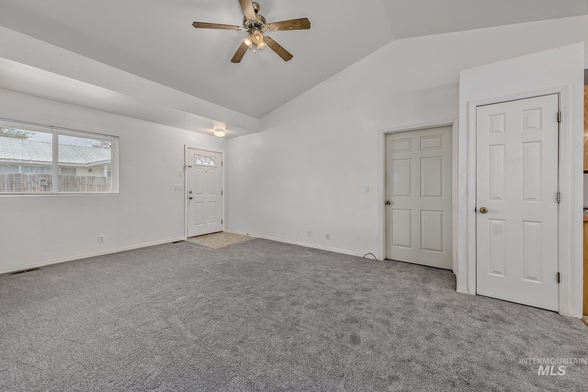 426 S Utah, Fruitland, Idaho 83619, 2 Bedrooms, 2 Bathrooms, Residential Income For Sale, Price $449,000,MLS 98979021