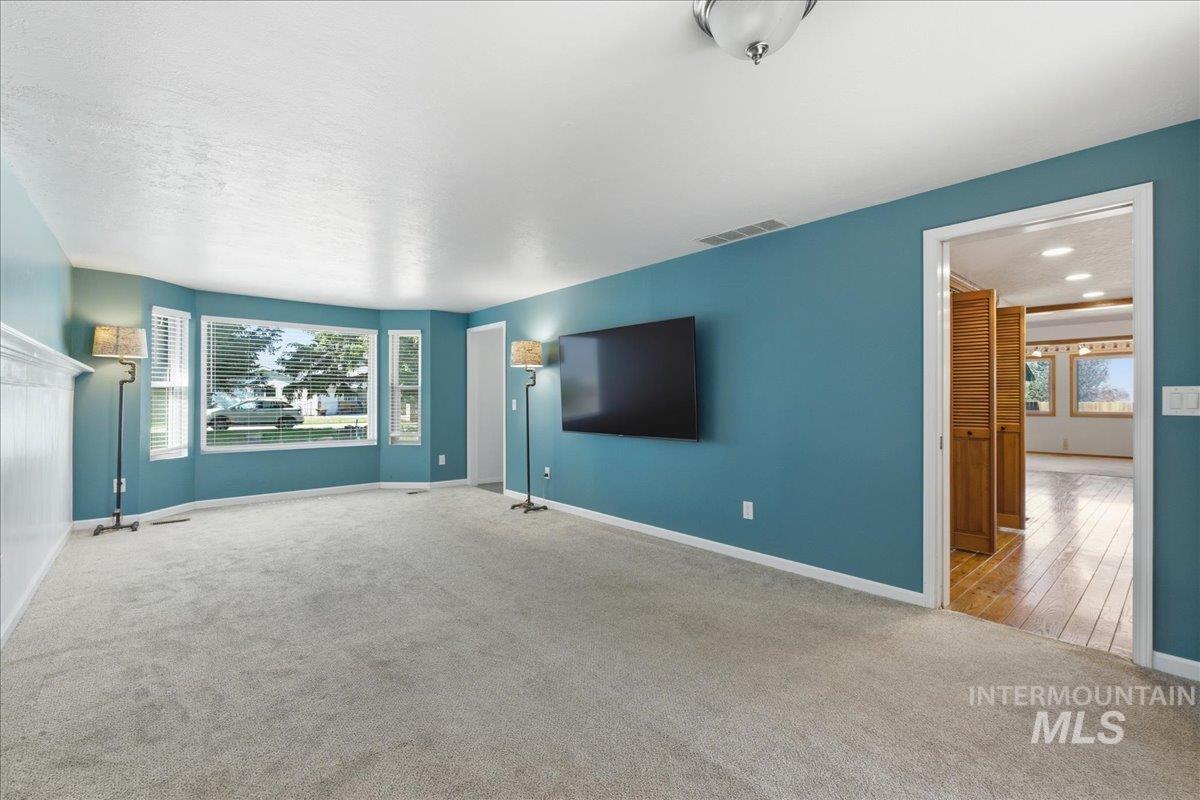 3060 S Black Hills Dr, Boise, Idaho 83709, 4 Bedrooms, 2.5 Bathrooms, Residential For Sale, Price $750,000,MLS 98979025