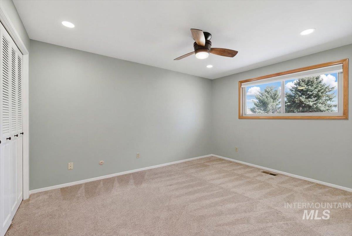 3060 S Black Hills Dr, Boise, Idaho 83709, 4 Bedrooms, 2.5 Bathrooms, Residential For Sale, Price $750,000,MLS 98979025