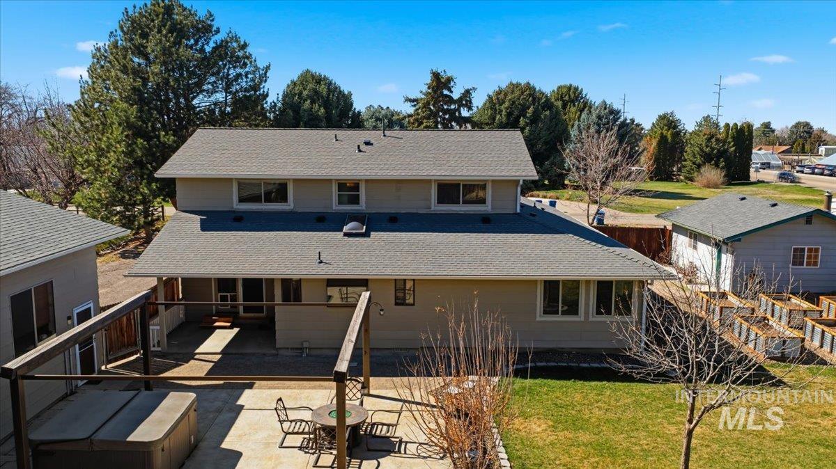 3060 S Black Hills Dr, Boise, Idaho 83709, 4 Bedrooms, 2.5 Bathrooms, Residential For Sale, Price $750,000,MLS 98979025