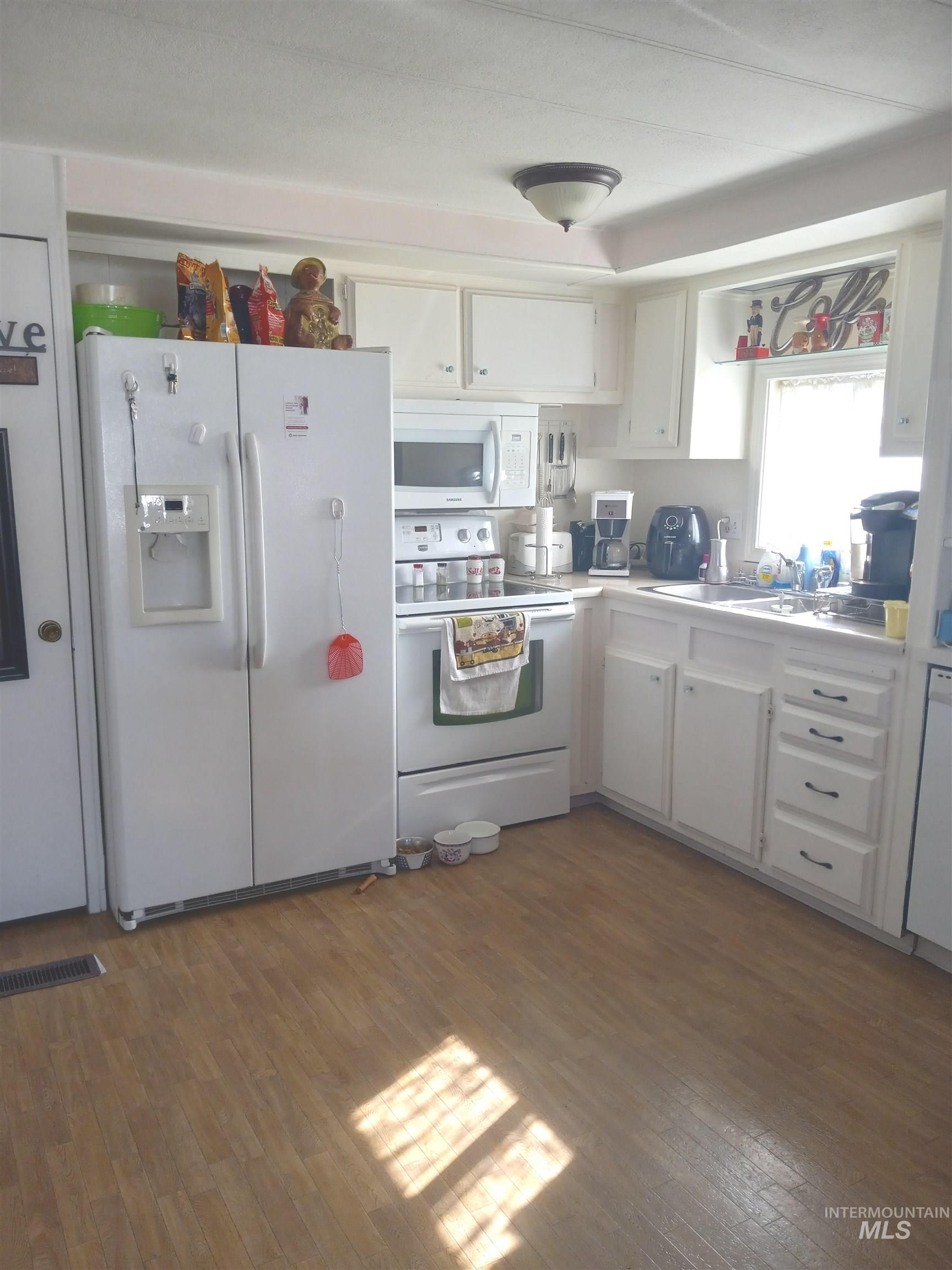 2205 E Linden, Caldwell, Idaho 83605, 2 Bedrooms, 1 Bathroom, Residential For Sale, Price $79,900,MLS 98979038