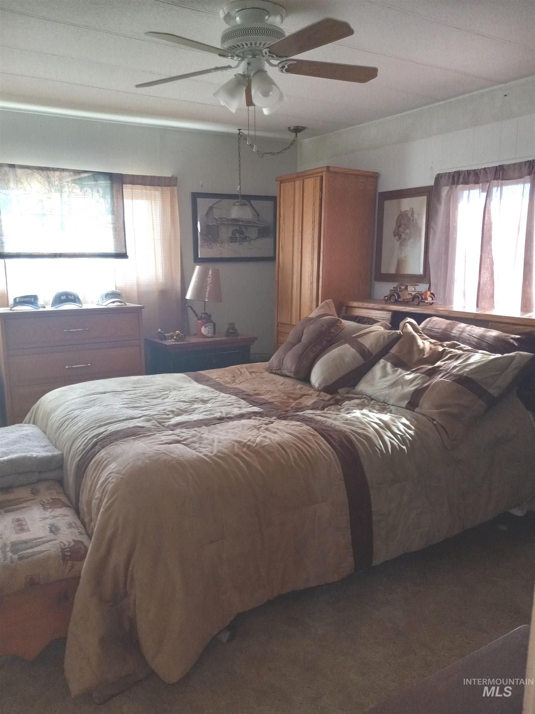 2205 E Linden, Caldwell, Idaho 83605, 2 Bedrooms, 1 Bathroom, Residential For Sale, Price $79,900,MLS 98979038