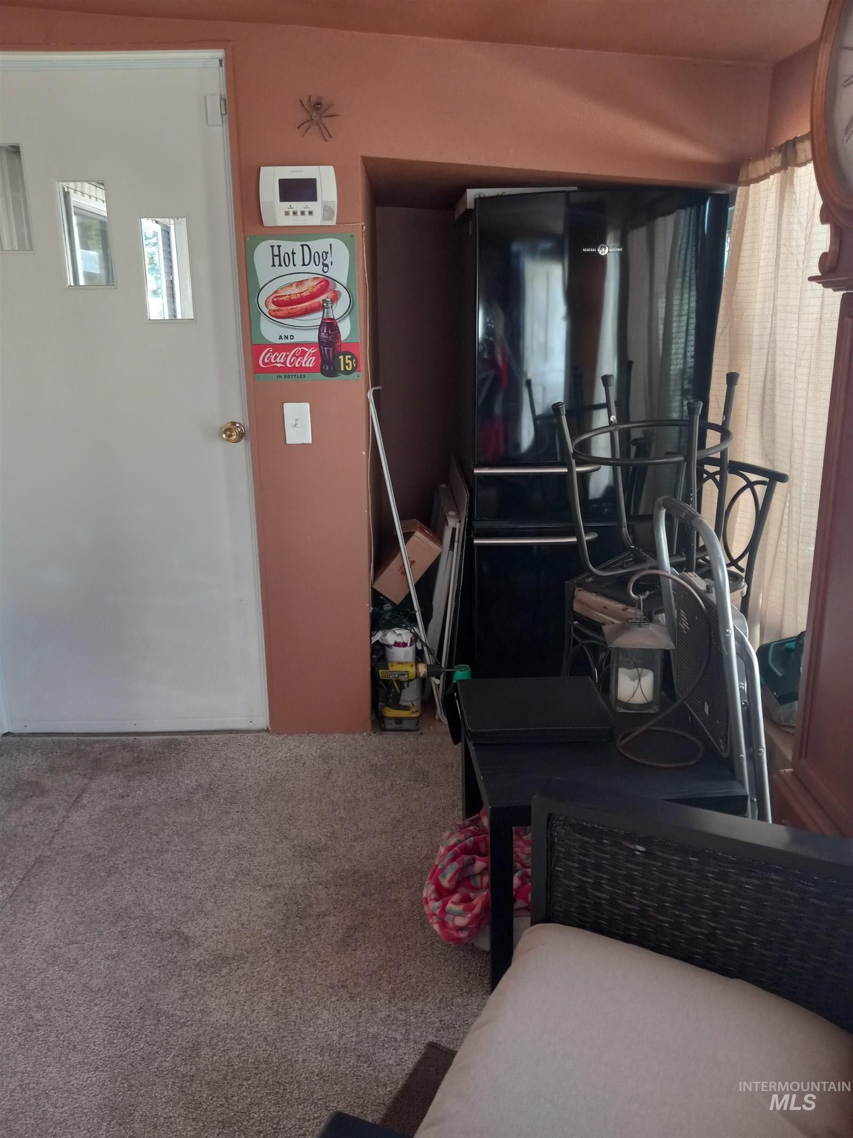 2205 E Linden, Caldwell, Idaho 83605, 2 Bedrooms, 1 Bathroom, Residential For Sale, Price $79,900,MLS 98979038