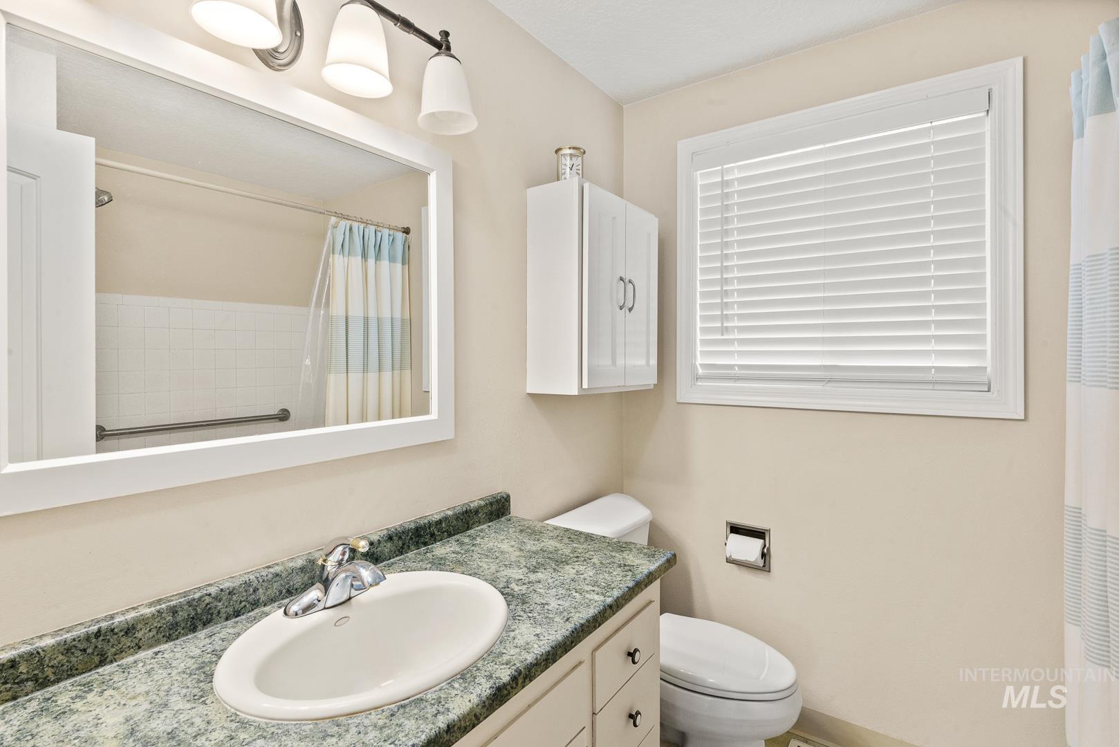 3861 N Sheringham Dr, Boise, Idaho 83704, 4 Bedrooms, 2 Bathrooms, Residential For Sale, Price $529,000, 98979039