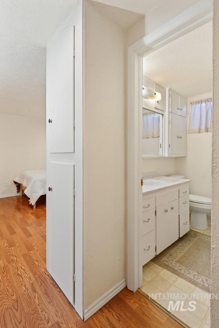 3861 N Sheringham Dr, Boise, Idaho 83704, 4 Bedrooms, 2 Bathrooms, Residential For Sale, Price $529,000, 98979039