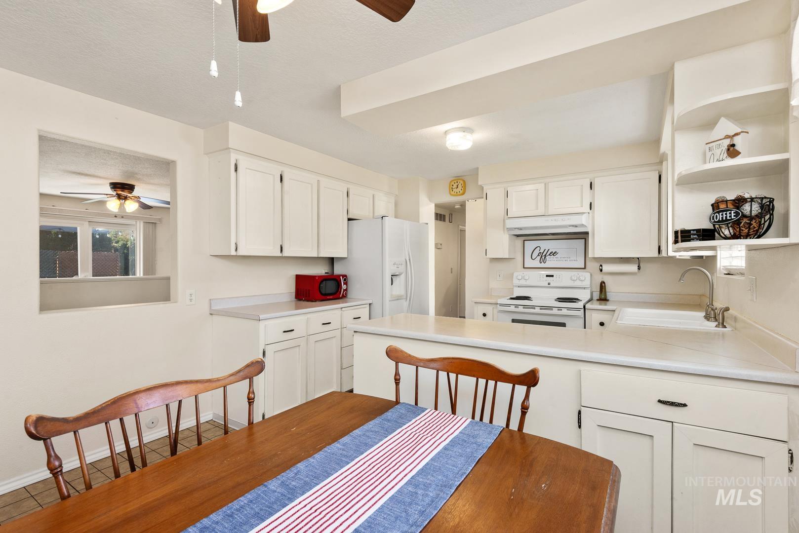 3861 N Sheringham Dr, Boise, Idaho 83704, 4 Bedrooms, 2 Bathrooms, Residential For Sale, Price $529,000, 98979039