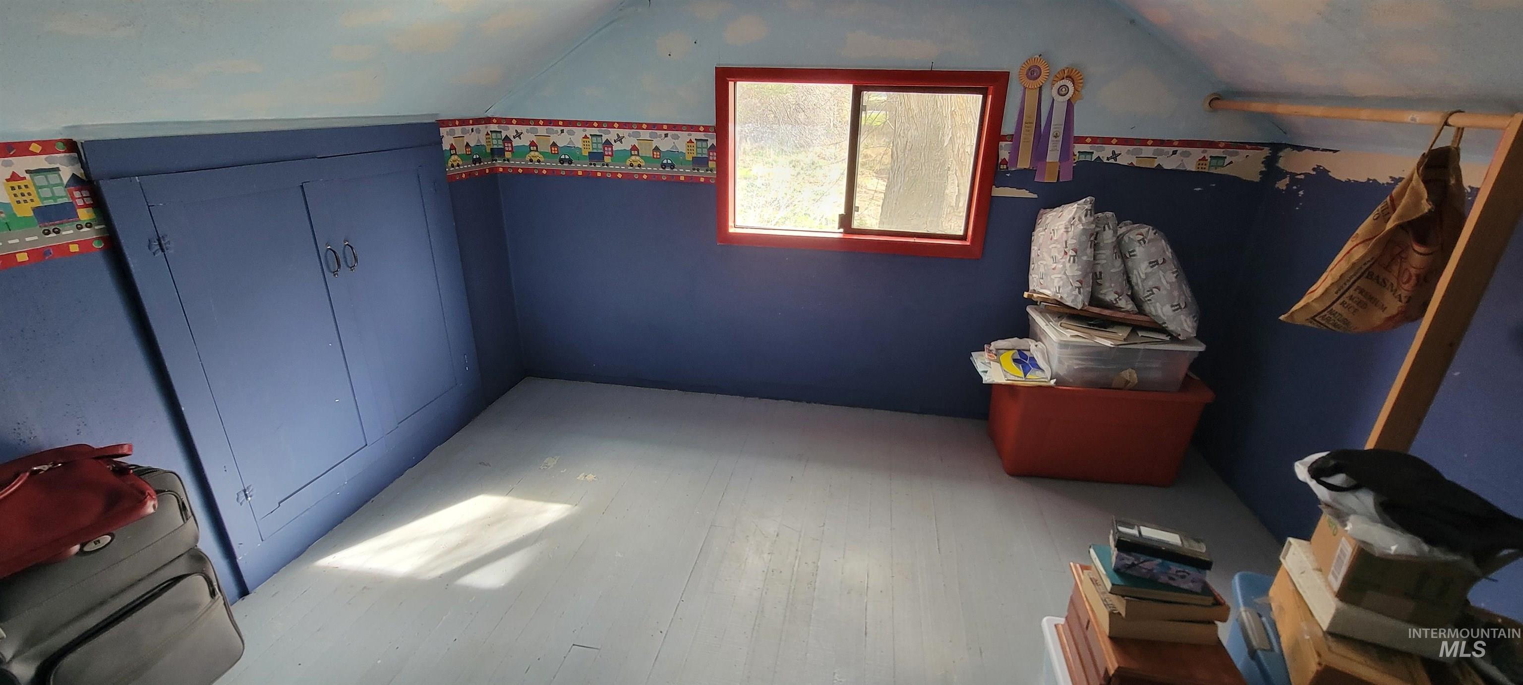 426 Hwy 12 E, Pomeroy, Washington 99347, 4 Bedrooms, 2 Bathrooms, Residential For Sale, Price $395,000,MLS 98979045