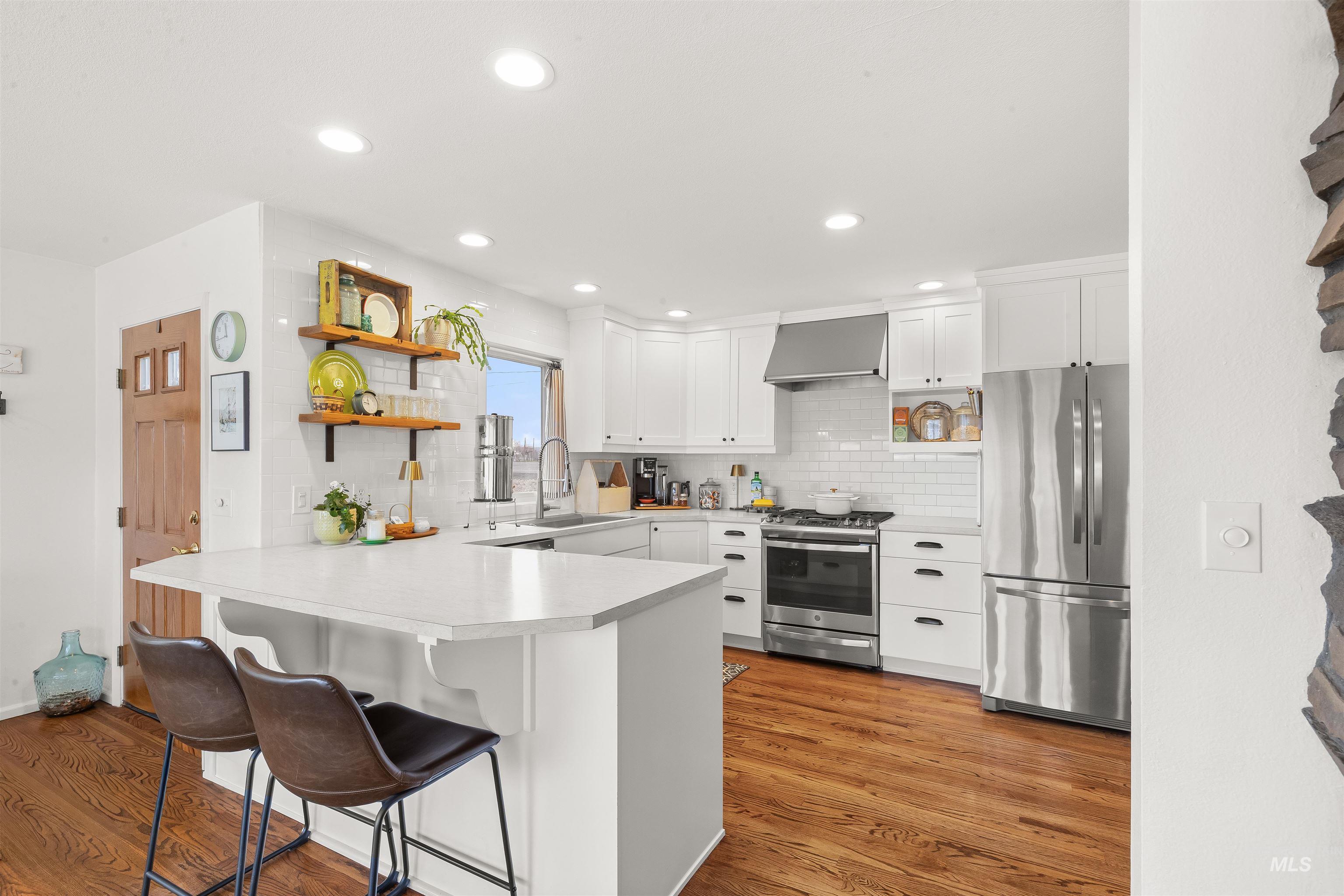 1744 Valleyview Drive, Clarkston, Washington 99403, 3 Bedrooms, 2.5 Bathrooms, Residential For Sale, Price $589,000, 98979048