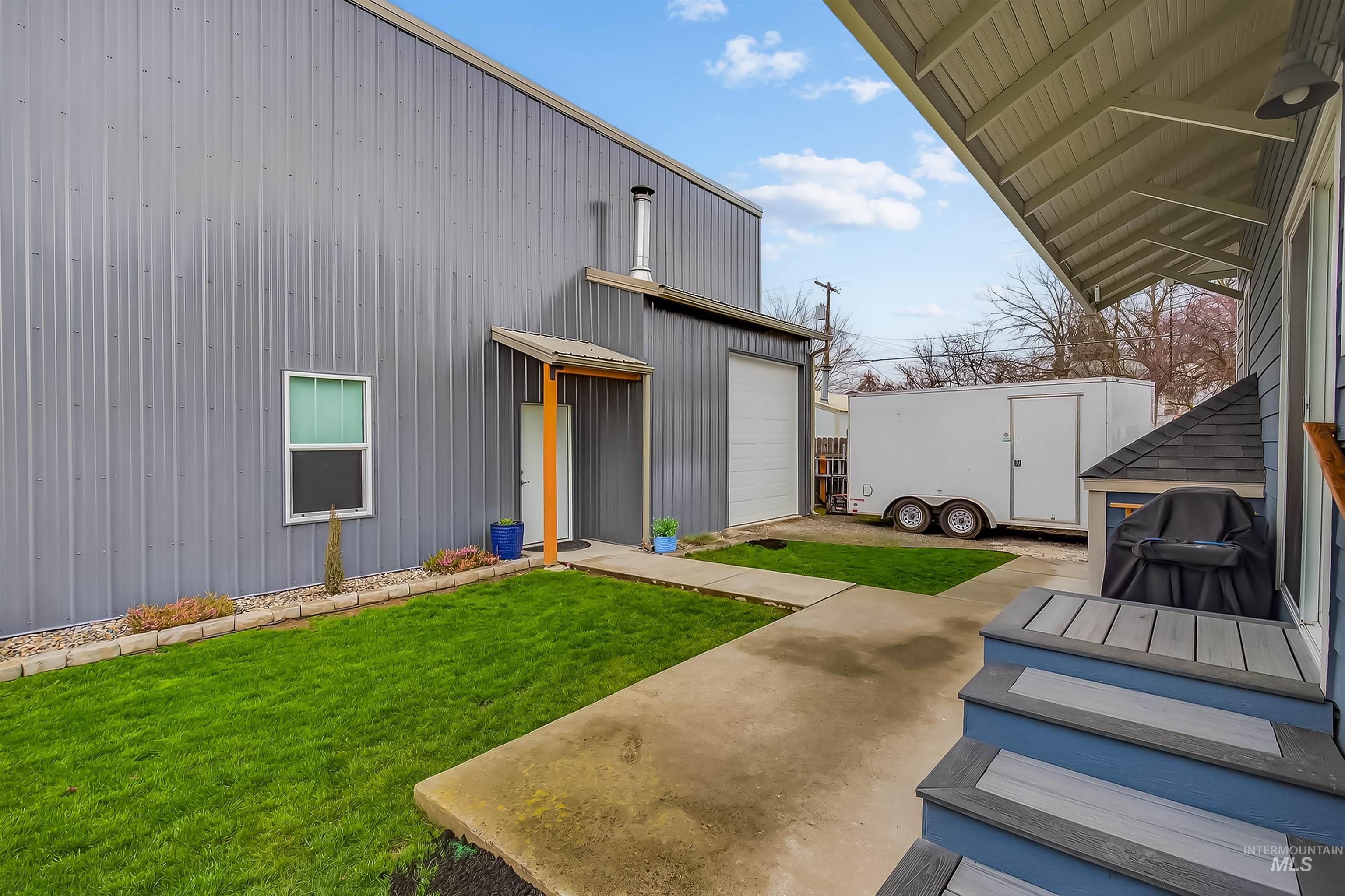 716 Chestnut Street, Clarkston, Washington 99403, 4 Bedrooms, 2 Bathrooms, Residential For Sale, Price $475,000, 98979049