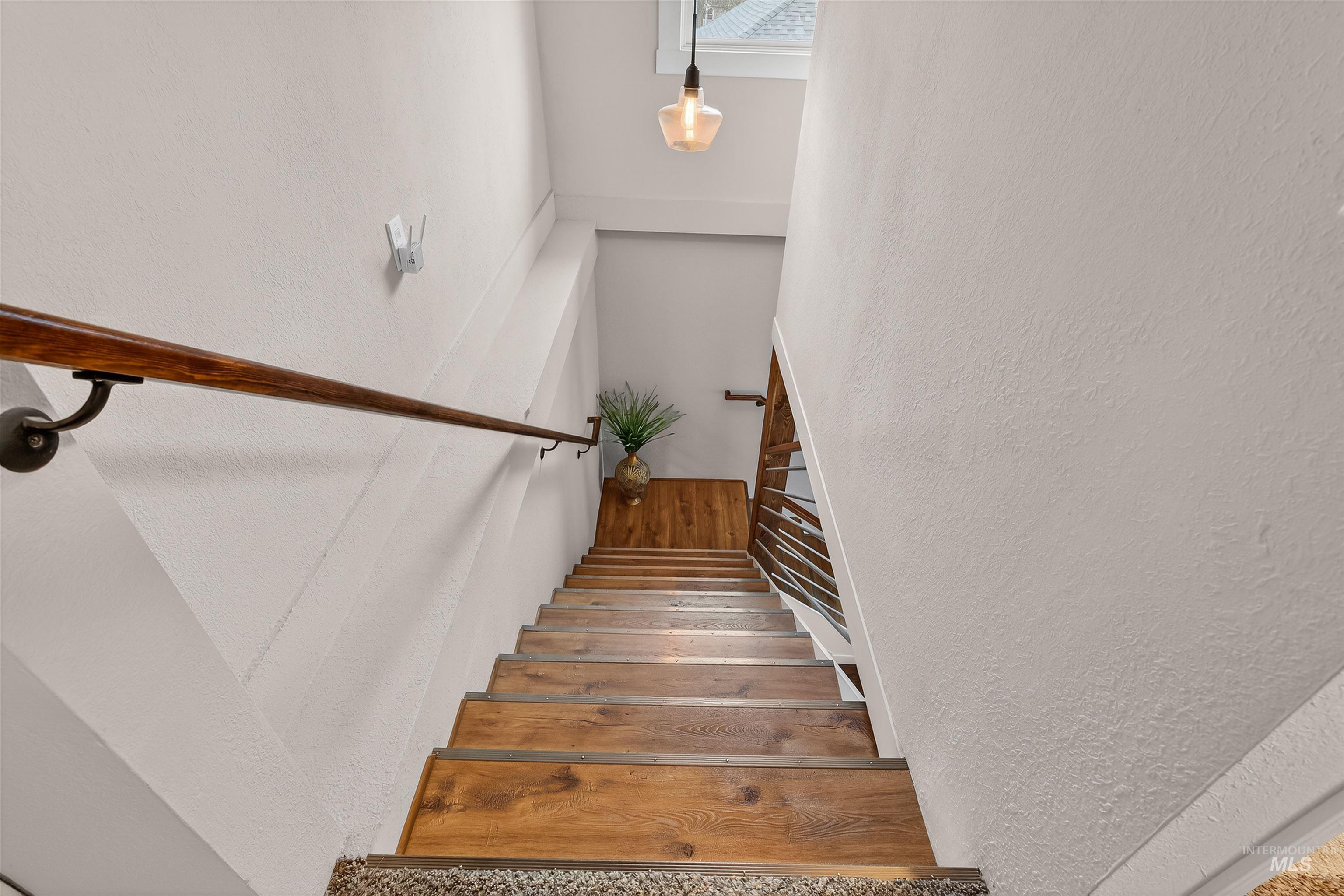 716 Chestnut Street, Clarkston, Washington 99403, 4 Bedrooms, 2 Bathrooms, Residential For Sale, Price $475,000, 98979049