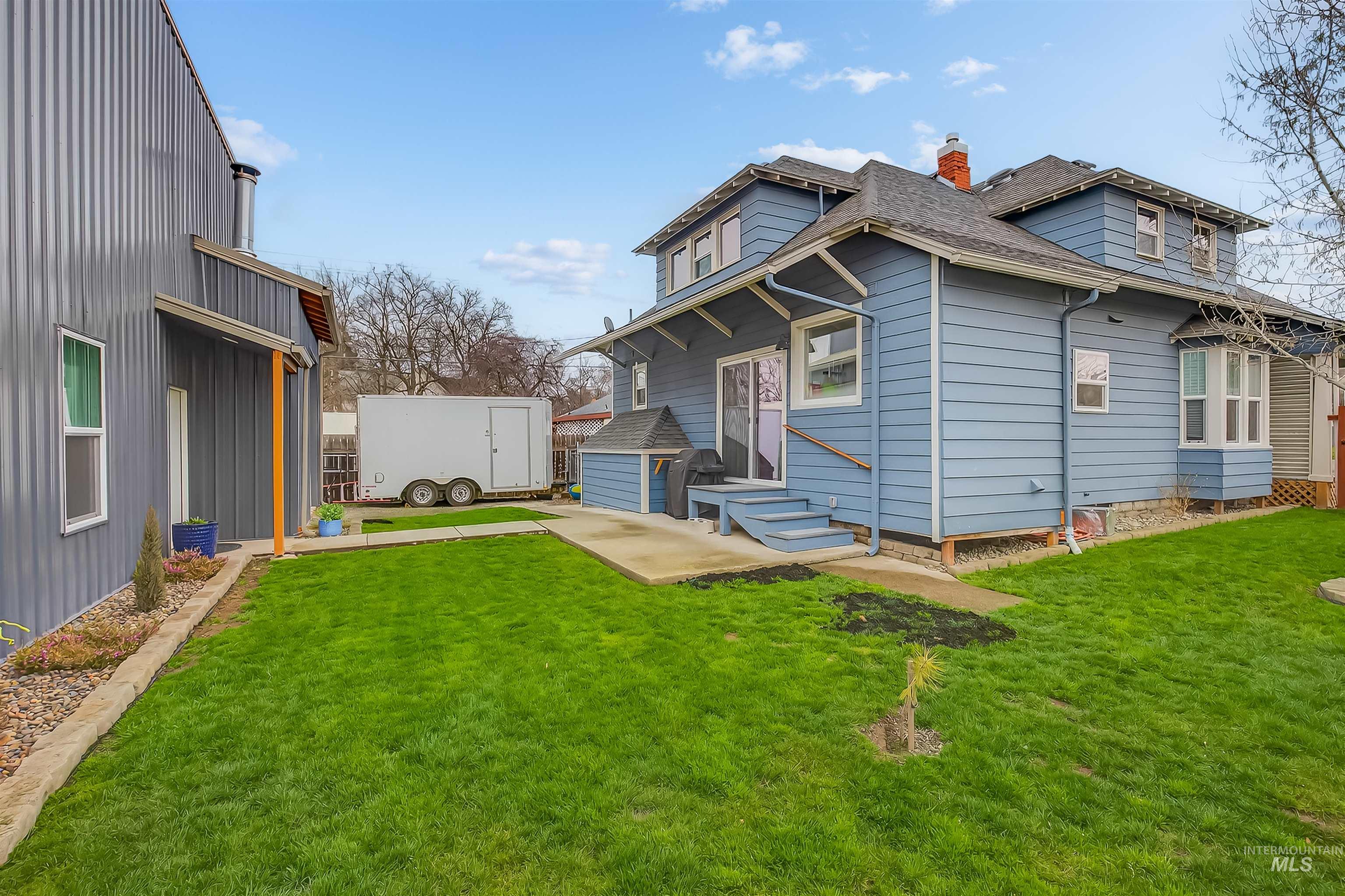 716 Chestnut Street, Clarkston, Washington 99403, 4 Bedrooms, 2 Bathrooms, Residential For Sale, Price $465,000,MLS 98979049