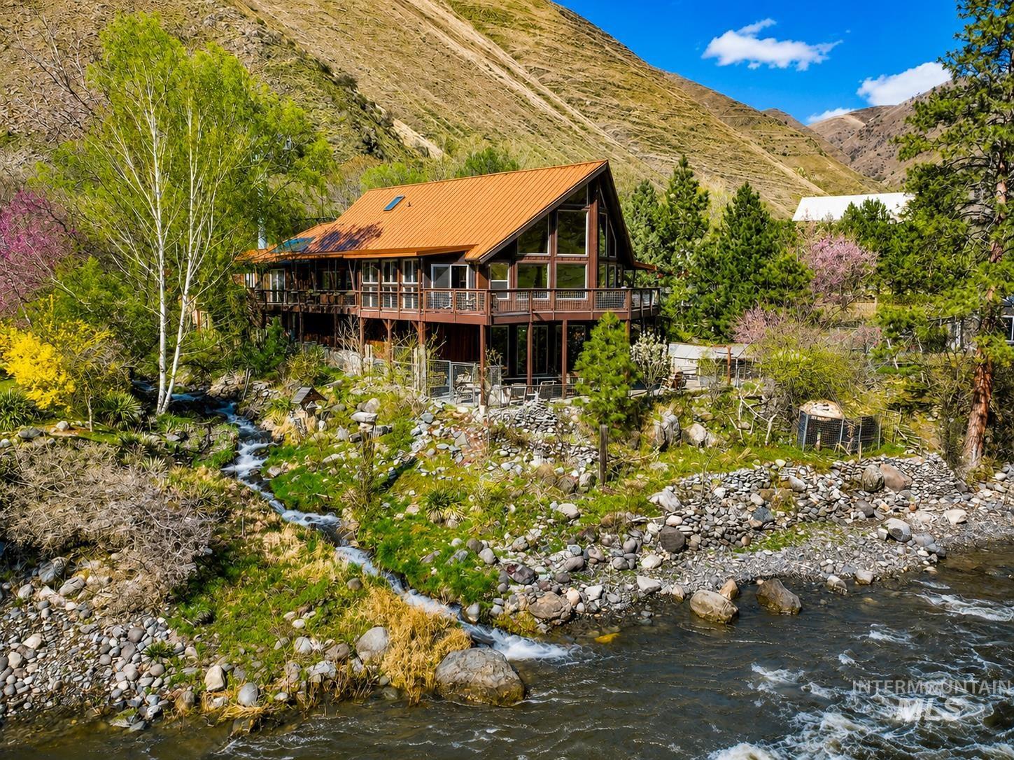1352 S Main Street, Riggins, Idaho 83549, 6 Bedrooms, 5 Bathrooms, Residential For Sale, Price $795,000,MLS 98979051