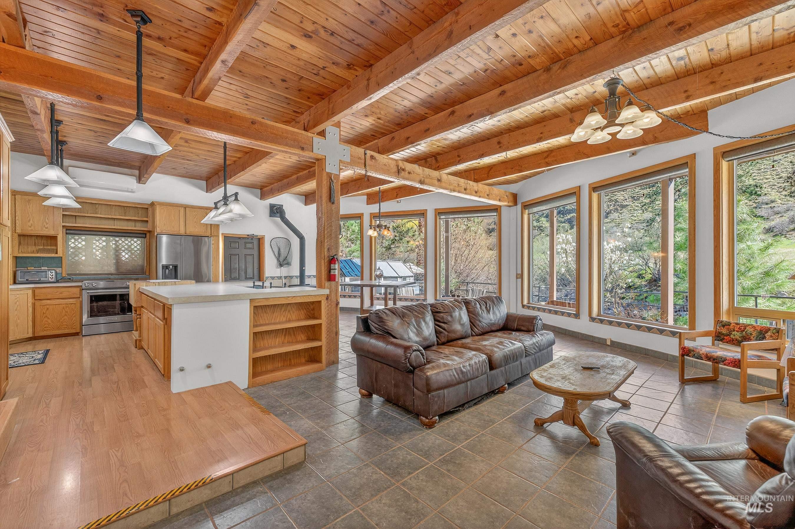 1352 S Main Street, Riggins, Idaho 83549, 6 Bedrooms, 5 Bathrooms, Residential For Sale, Price $1,000,000,MLS 98979051