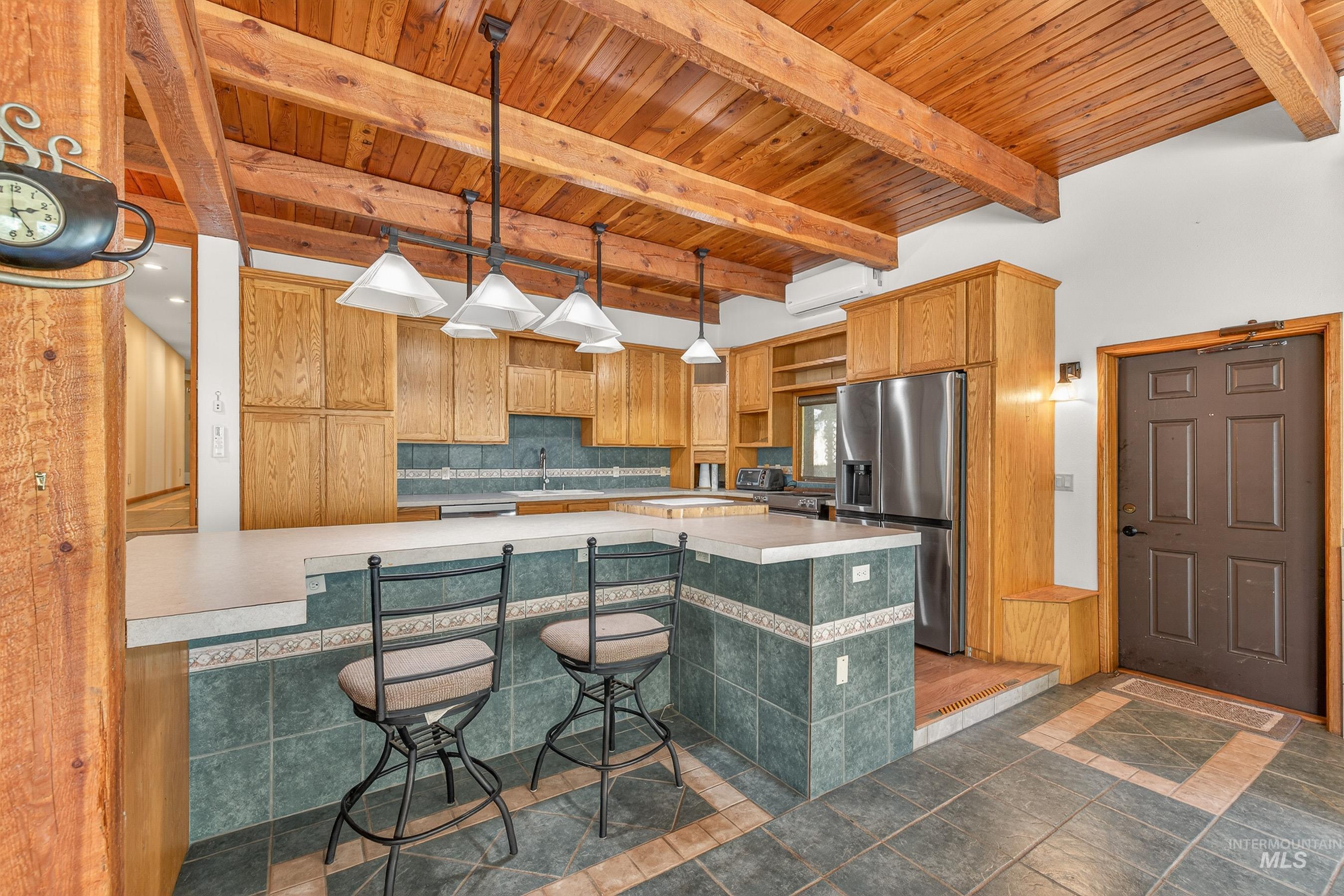 1352 S Main Street, Riggins, Idaho 83549, 6 Bedrooms, 5 Bathrooms, Residential For Sale, Price $875,000,MLS 98979051