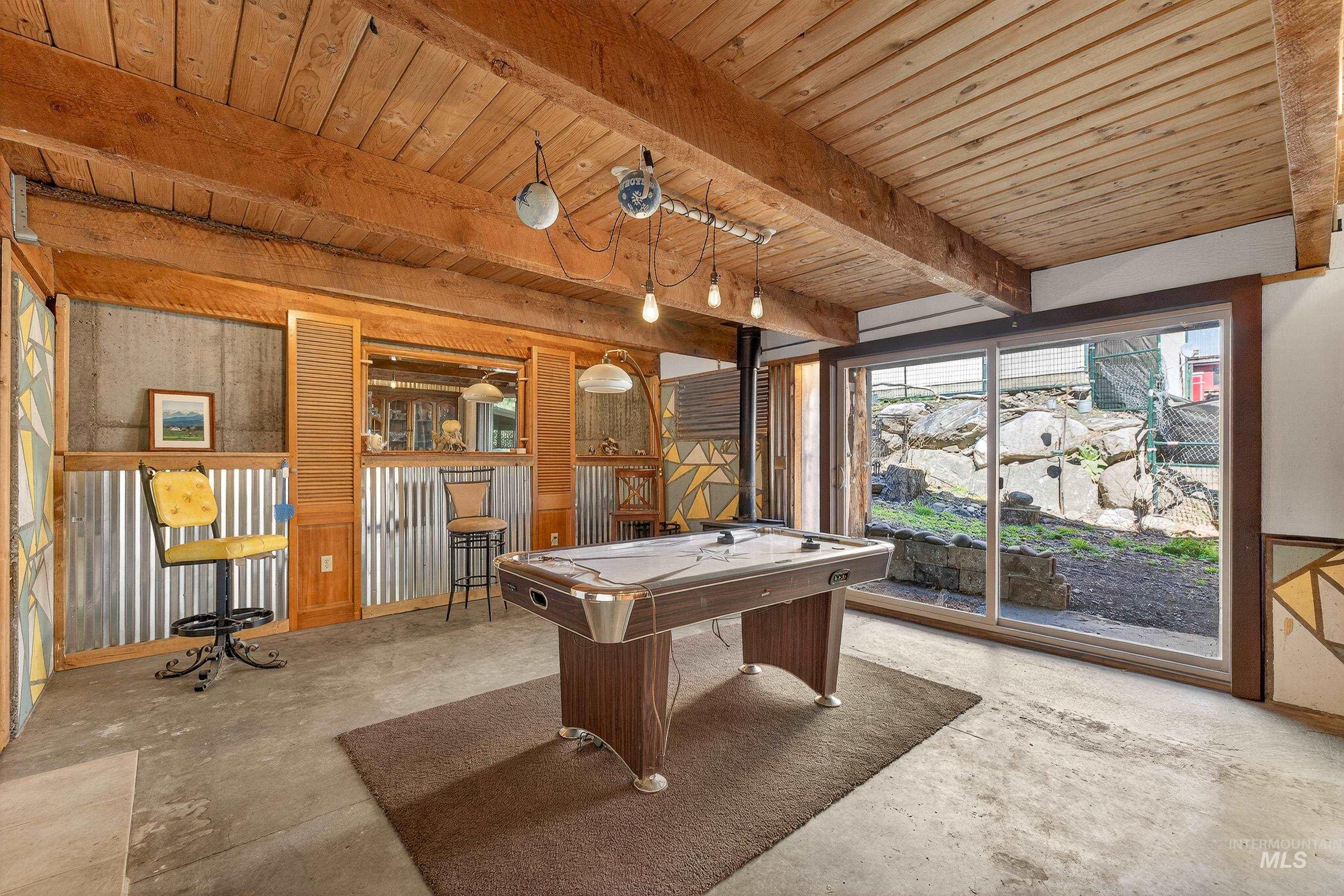 1352 S Main Street, Riggins, Idaho 83549, 6 Bedrooms, 5 Bathrooms, Residential For Sale, Price $875,000,MLS 98979051