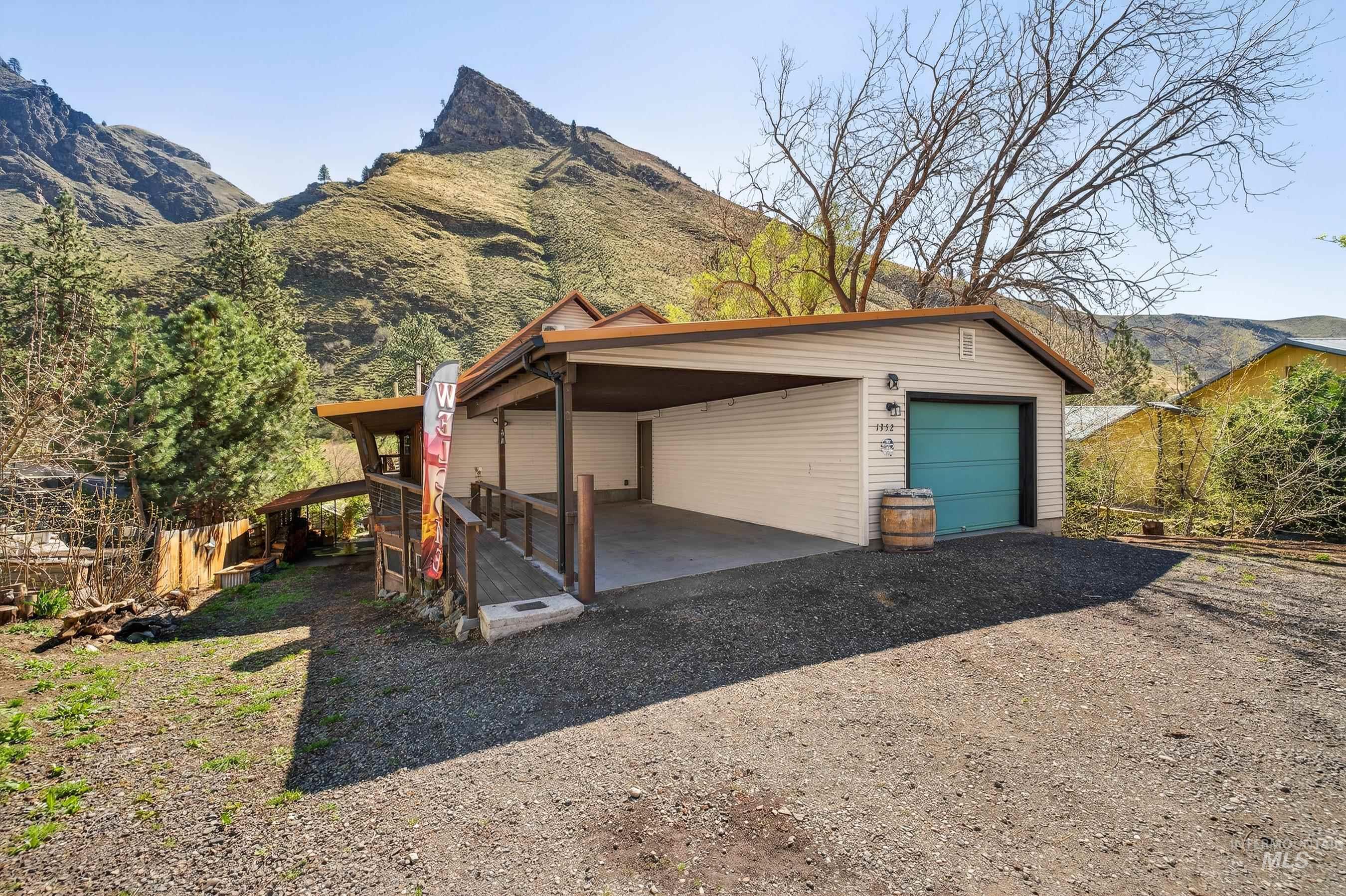 1352 S Main Street, Riggins, Idaho 83549, 6 Bedrooms, 5 Bathrooms, Residential For Sale, Price $875,000,MLS 98979051
