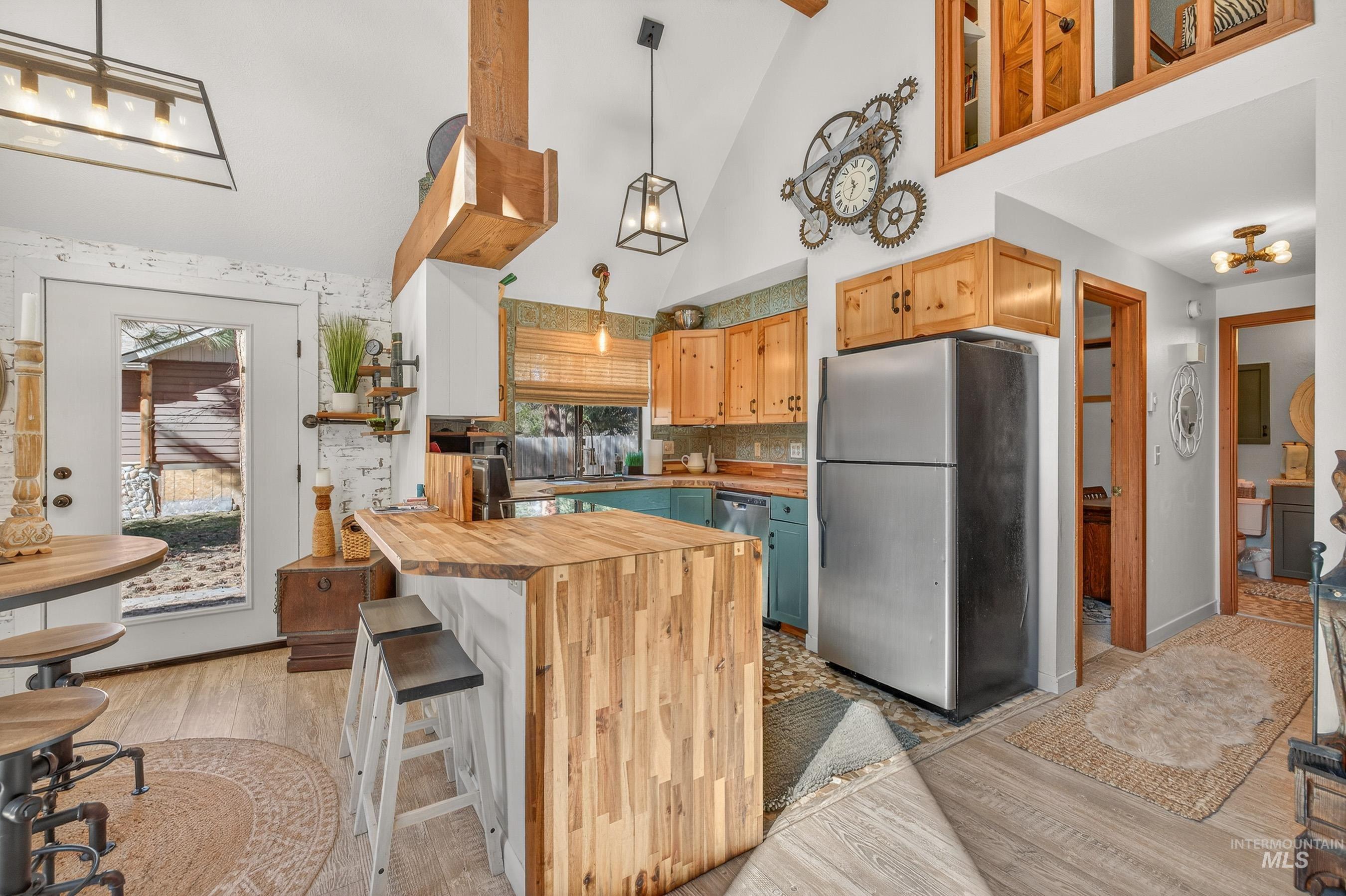 306 Rio Vista Blvd, McCall, Idaho 83638, 3 Bedrooms, 1.5 Bathrooms, Residential For Sale, Price $745,000,MLS 98979052
