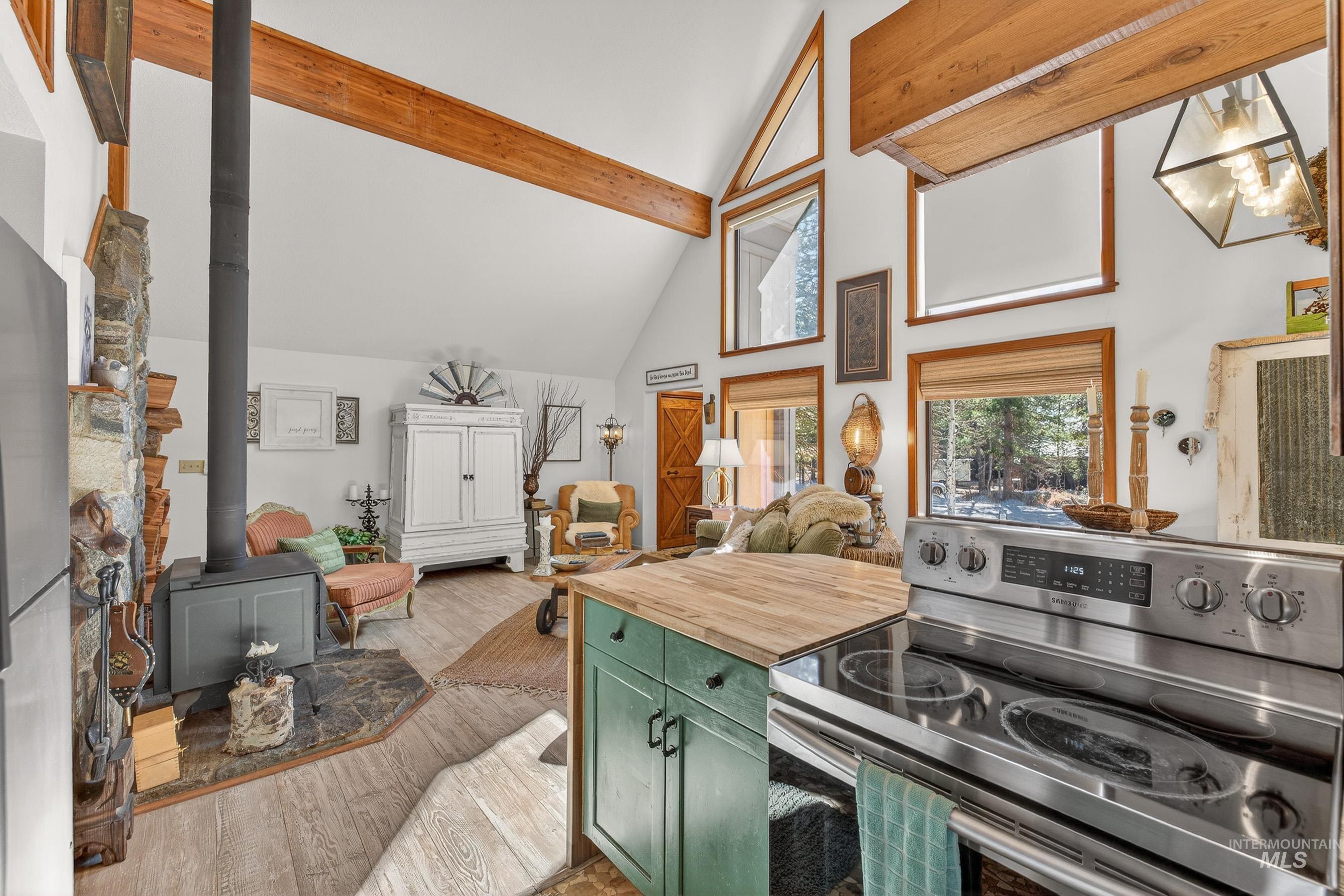 306 Rio Vista Blvd, McCall, Idaho 83638, 3 Bedrooms, 1.5 Bathrooms, Residential For Sale, Price $745,000,MLS 98979052