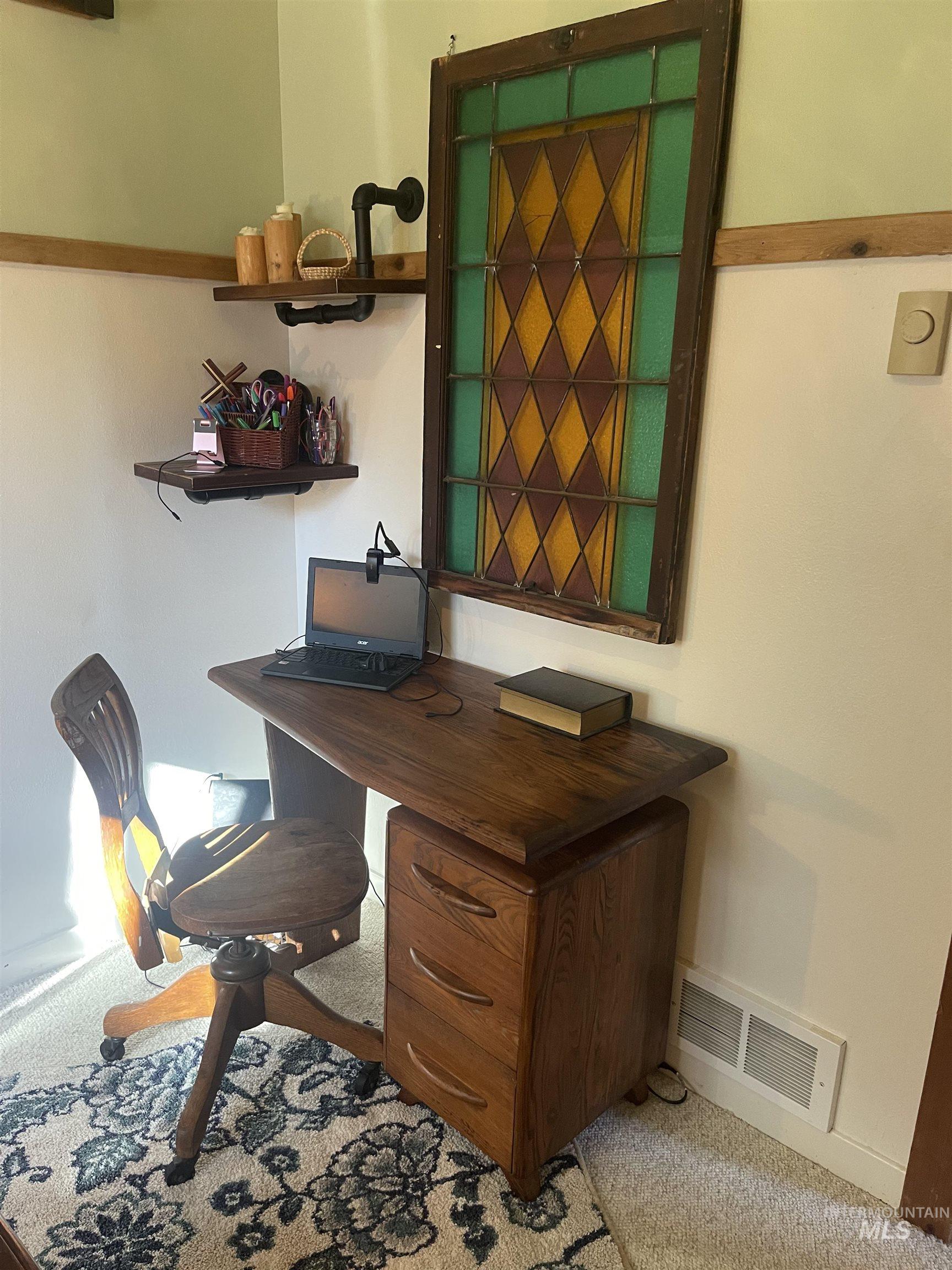 306 Rio Vista Blvd, McCall, Idaho 83638, 3 Bedrooms, 1.5 Bathrooms, Residential For Sale, Price $779,000, 98979052