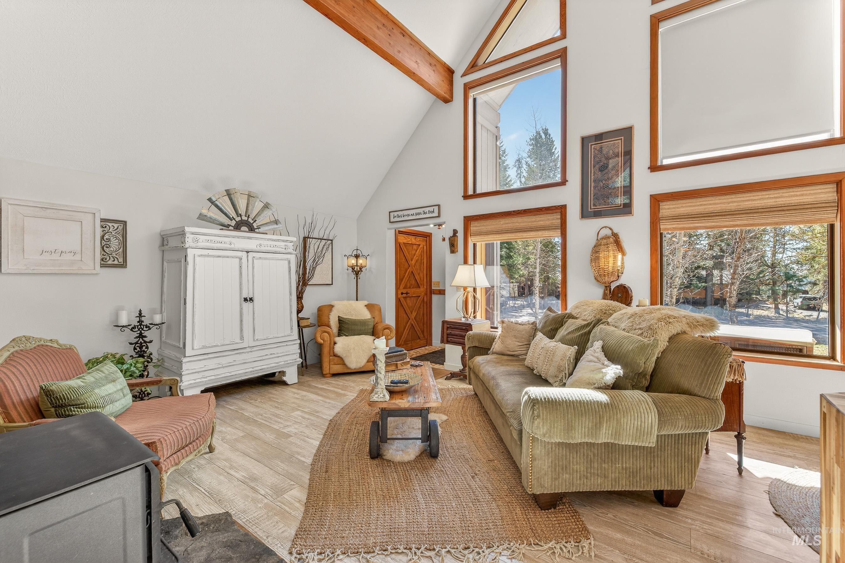 306 Rio Vista Blvd, McCall, Idaho 83638, 3 Bedrooms, 1.5 Bathrooms, Residential For Sale, Price $745,000,MLS 98979052
