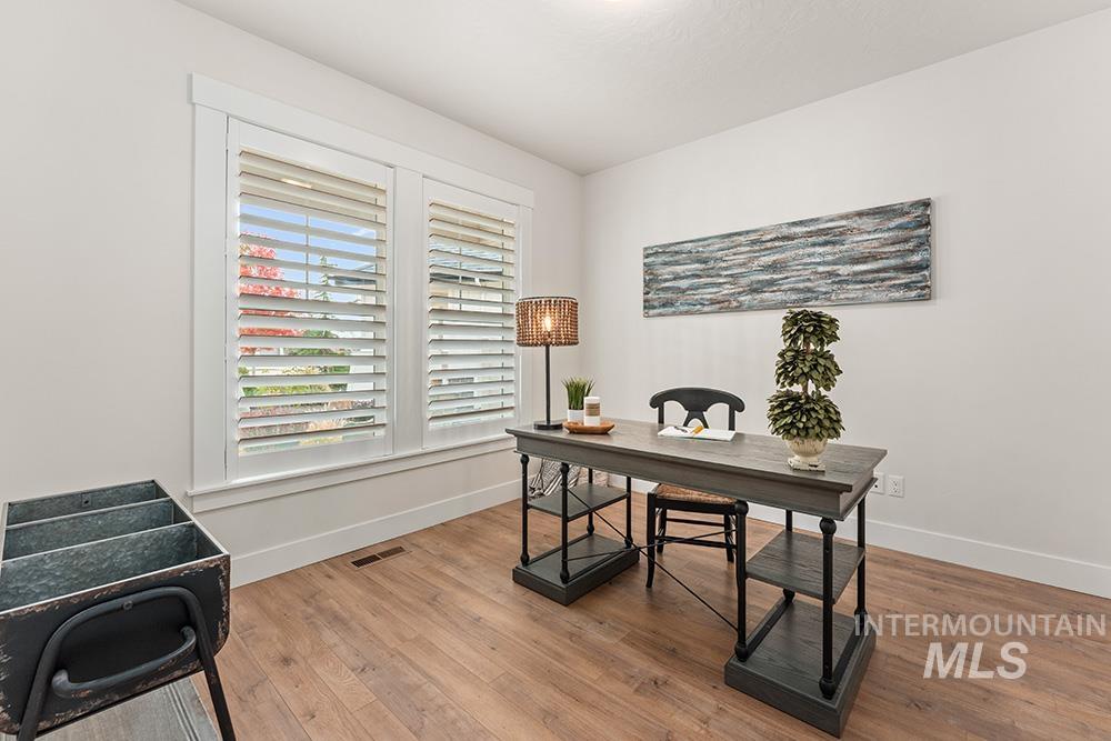 1185 N Seven Golds Pl, Eagle, Idaho 83616, 4 Bedrooms, 2.5 Bathrooms, Residential For Sale, Price $899,900, 98979053