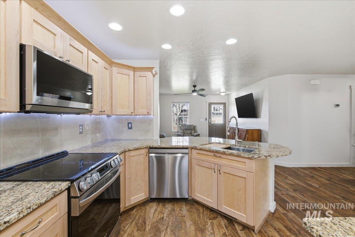 11787 Webster St, Caldwell, Idaho 83605, 3 Bedrooms, 2 Bathrooms, Residential For Sale, Price $379,900, 98979054