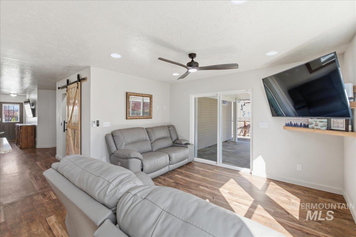 11787 Webster St, Caldwell, Idaho 83605, 3 Bedrooms, 2 Bathrooms, Residential For Sale, Price $379,900, 98979054