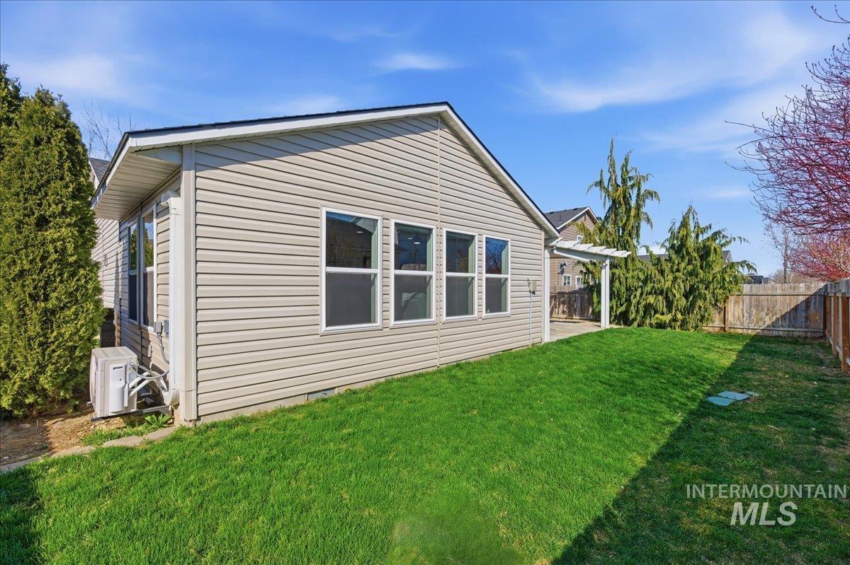 11787 Webster St, Caldwell, Idaho 83605, 3 Bedrooms, 2 Bathrooms, Residential For Sale, Price $379,900, 98979054