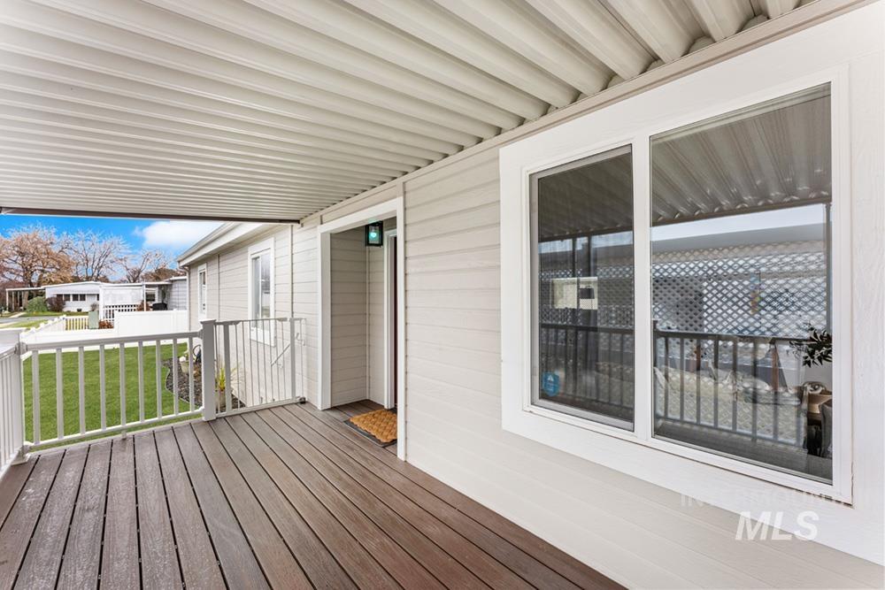 9390 W Ustick Rd, Boise, Idaho 83704, 3 Bedrooms, 2 Bathrooms, Residential For Sale, Price $189,000, 98979055