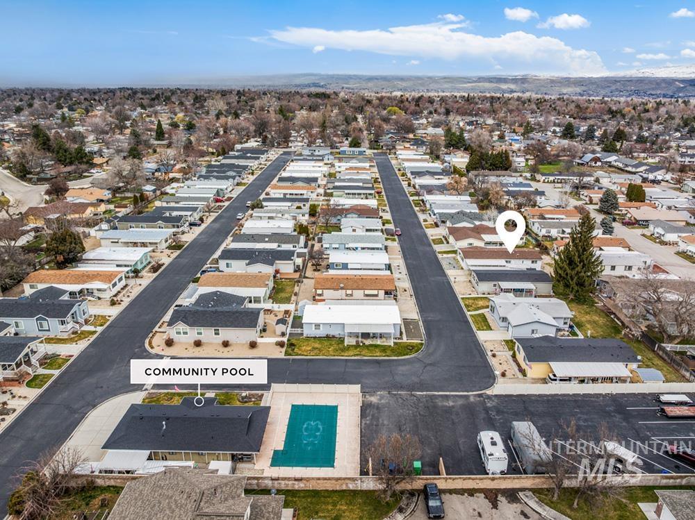 9390 W Ustick Rd, Boise, Idaho 83704, 3 Bedrooms, 2 Bathrooms, Residential For Sale, Price $189,000, 98979055