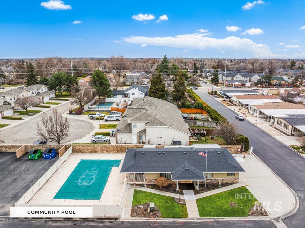 9390 W Ustick Rd, Boise, Idaho 83704, 3 Bedrooms, 2 Bathrooms, Residential For Sale, Price $189,000, 98979055