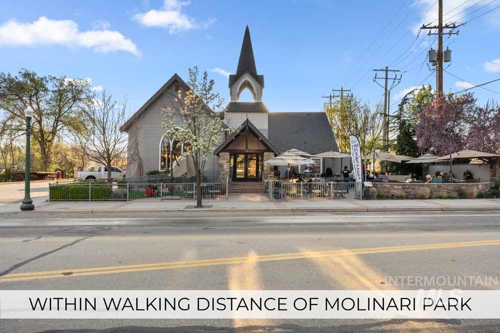 381 E Lombard Ln, Eagle, Idaho 83616, 3 Bedrooms, 2.5 Bathrooms, Residential For Sale, Price $588,995,MLS 98979057