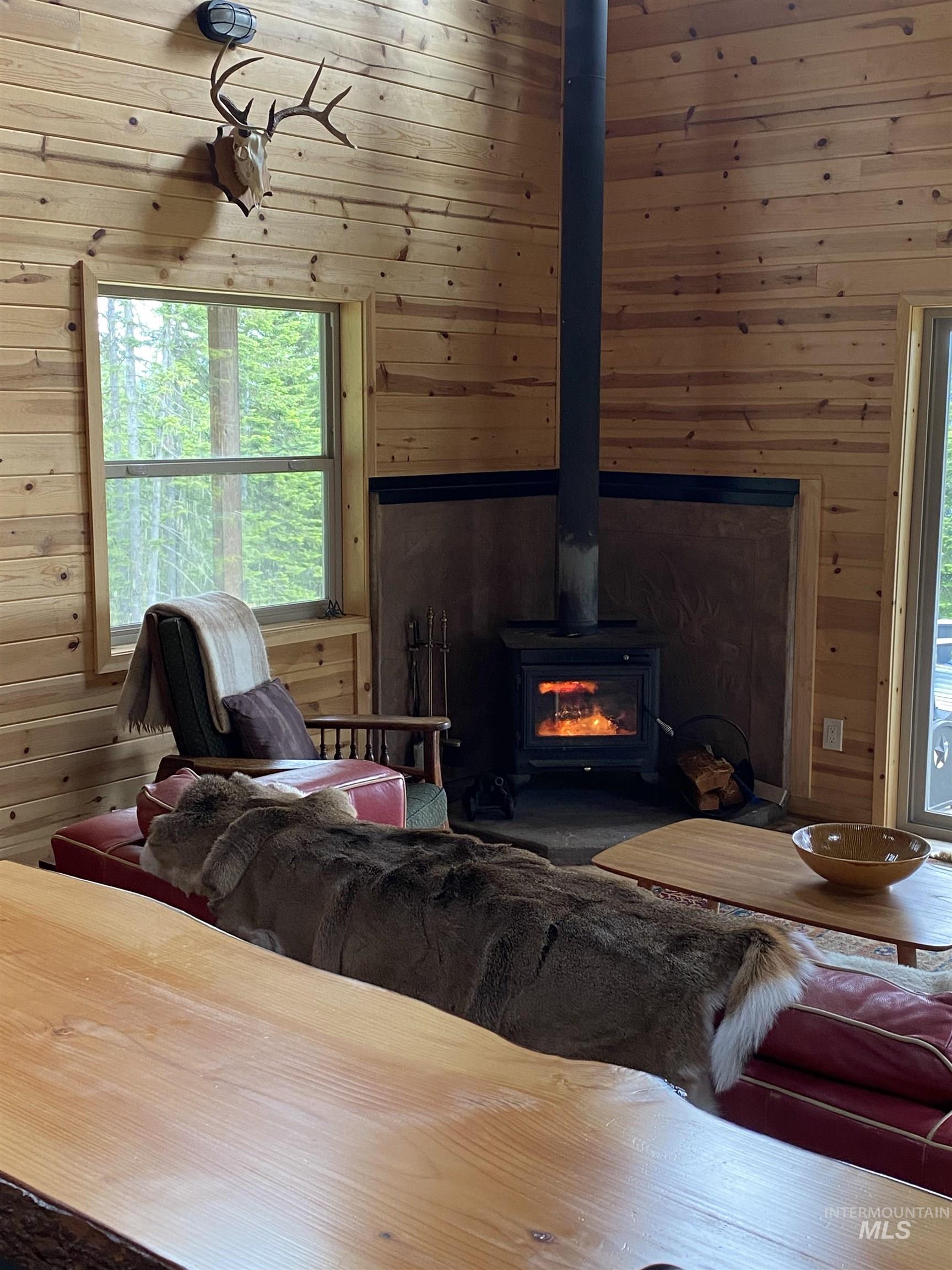 1139 Ove Creek Ln, Orofino, Idaho 83544, 2 Bedrooms, 1.5 Bathrooms, Residential For Sale, Price $699,000, 98979060